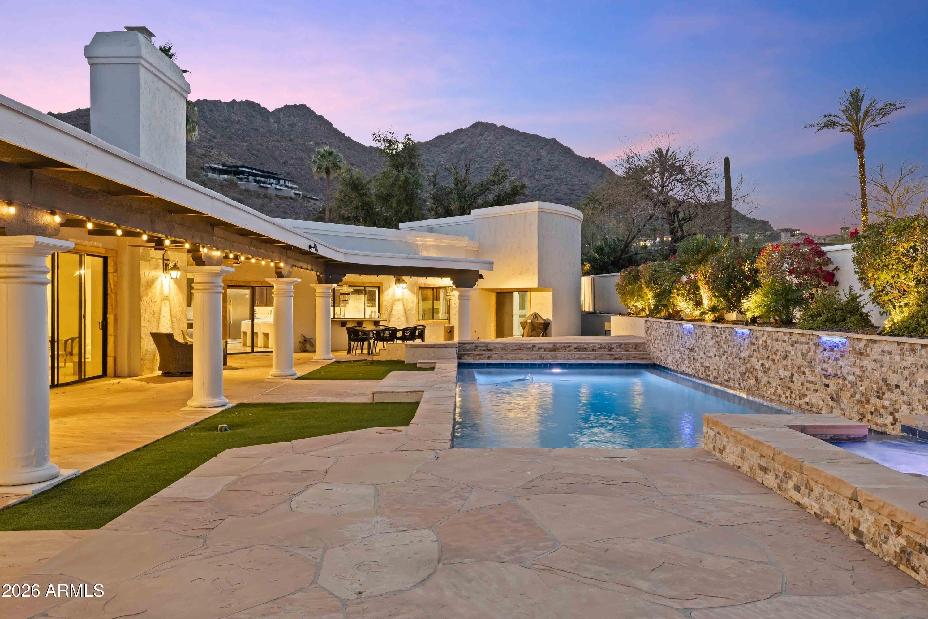 6332 E Vista Dr — photo 1