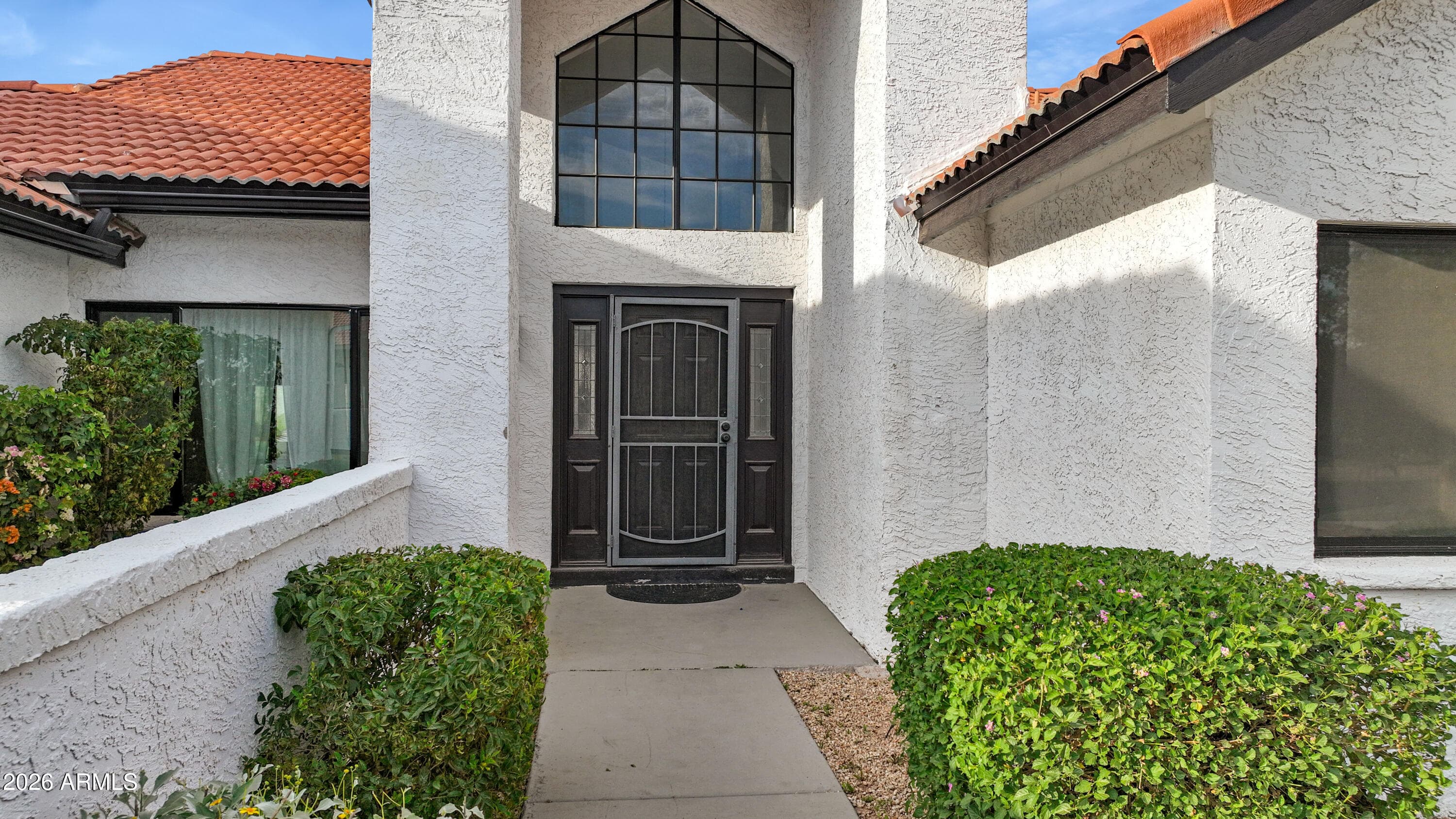 1960 E Krista Way — photo 2