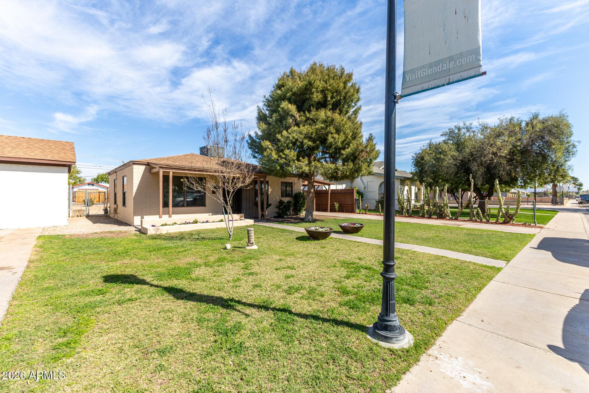 5838 W Gardenia Ave — photo 2