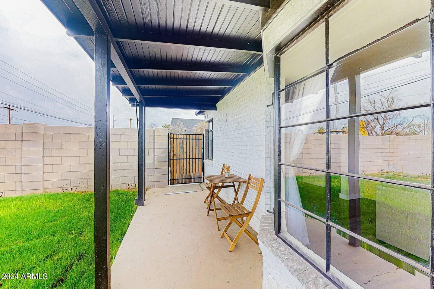 707 E University Dr — photo 1