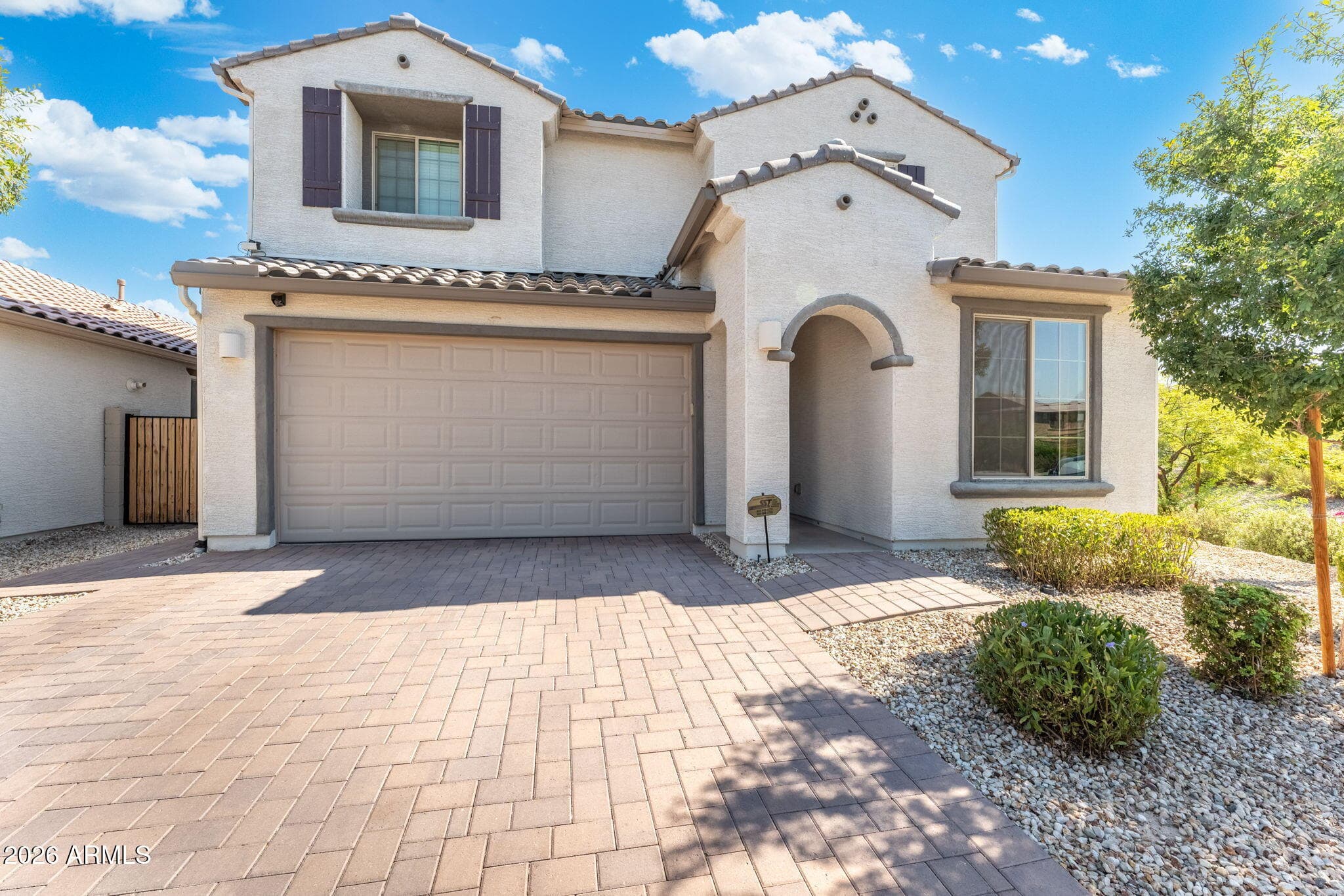 8740 W San Miguel Ave — photo 2