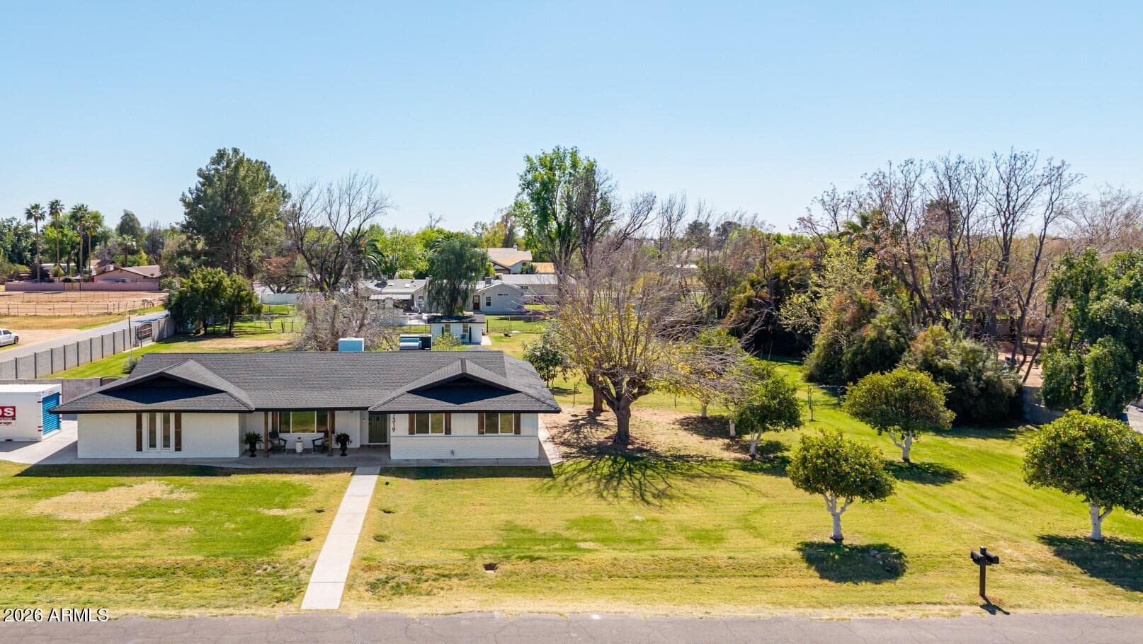 1319 E Sagebrush St — photo 1