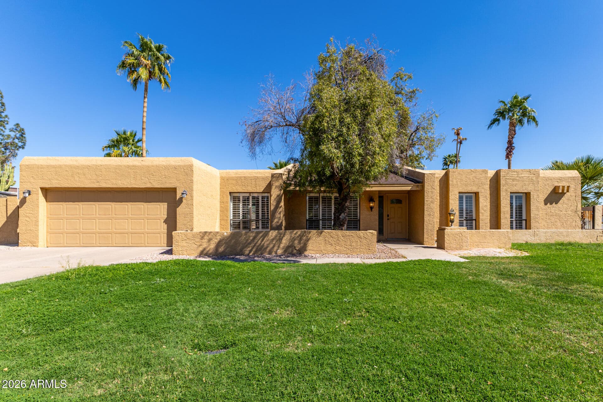 6517 S Hazelton Ln — photo 1