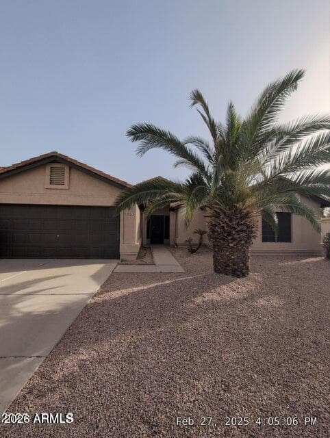 1207 E San Remo Ave — photo 1