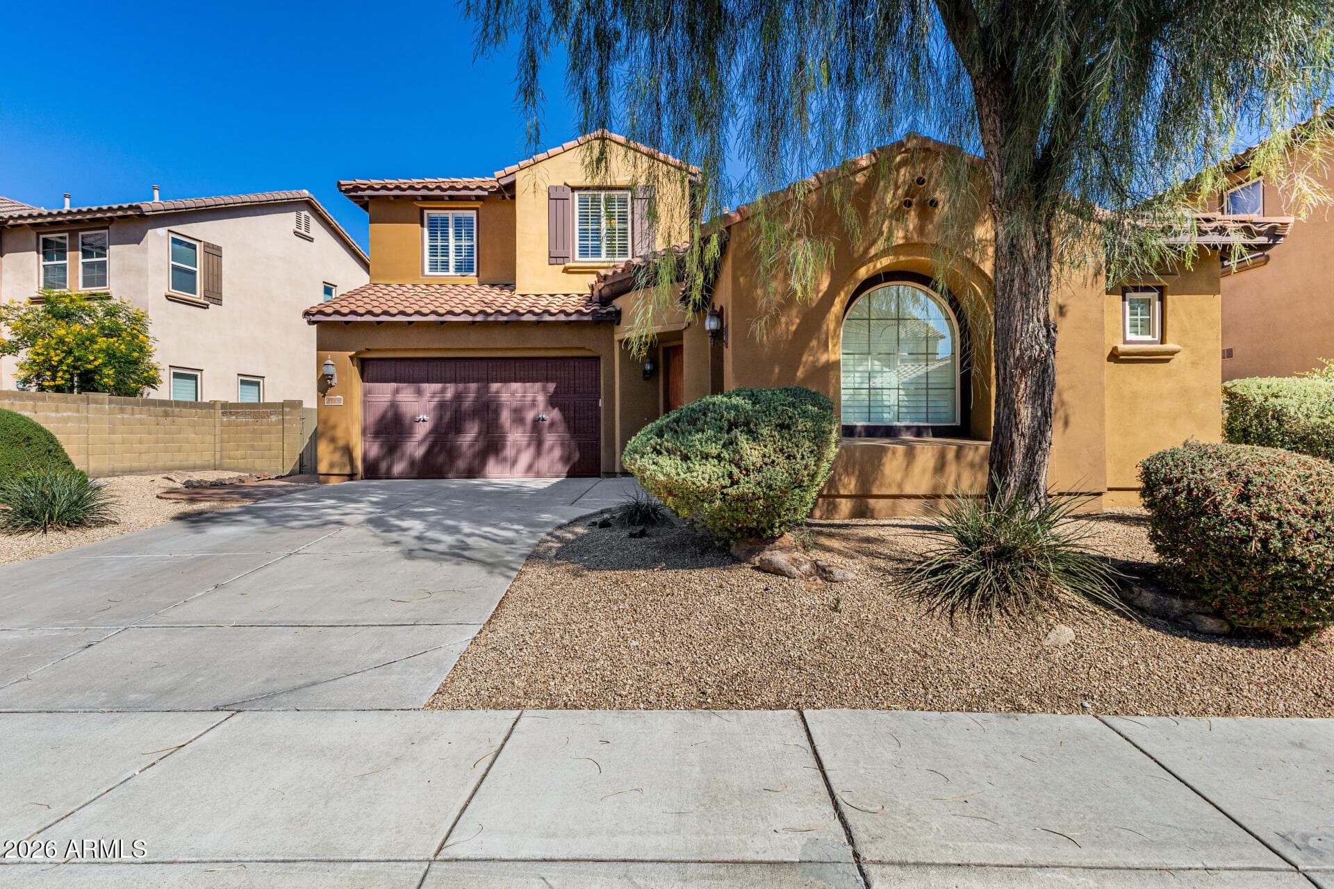 21231 N 38th Pl — photo 1