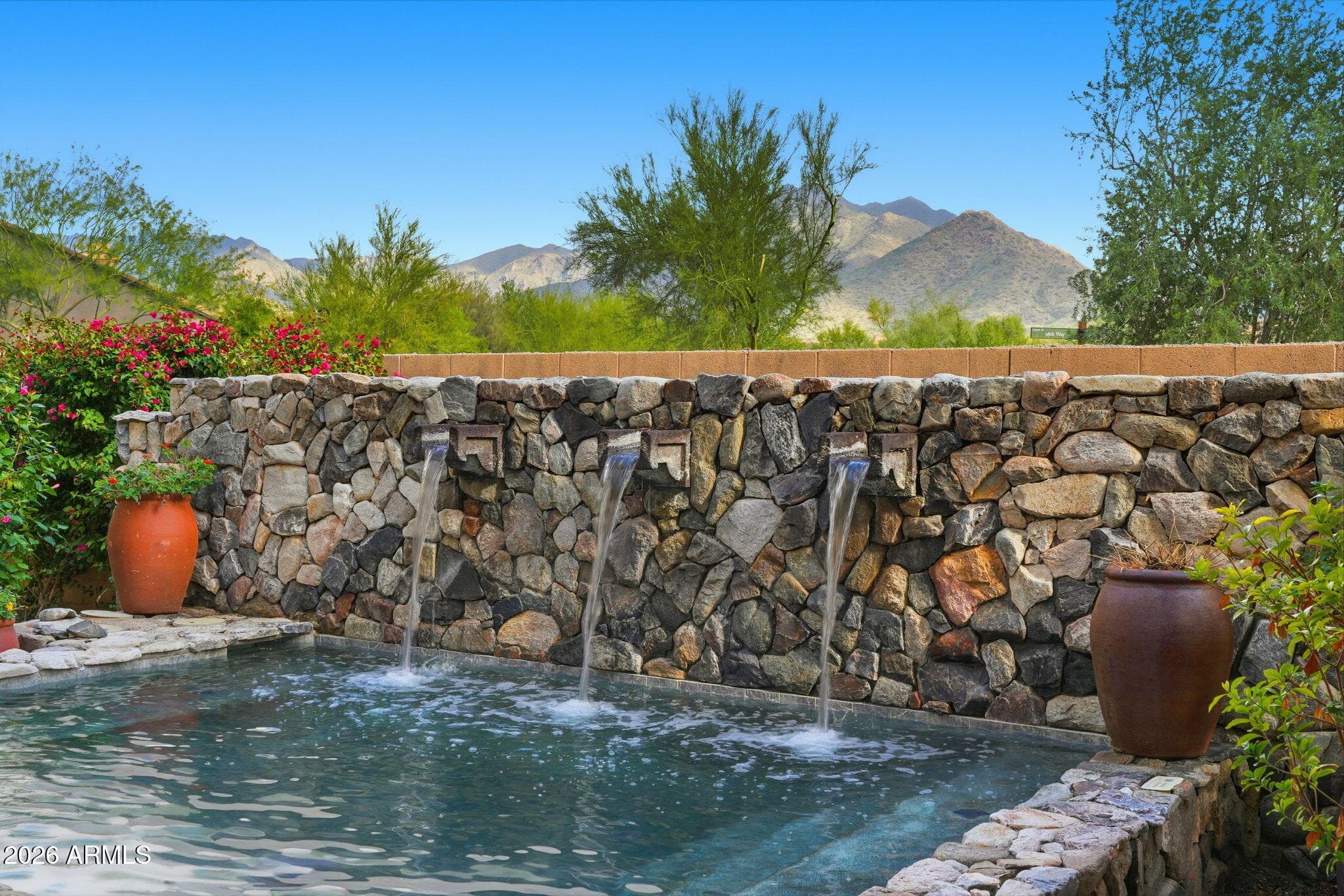 9832 E Edgestone Dr — photo 2