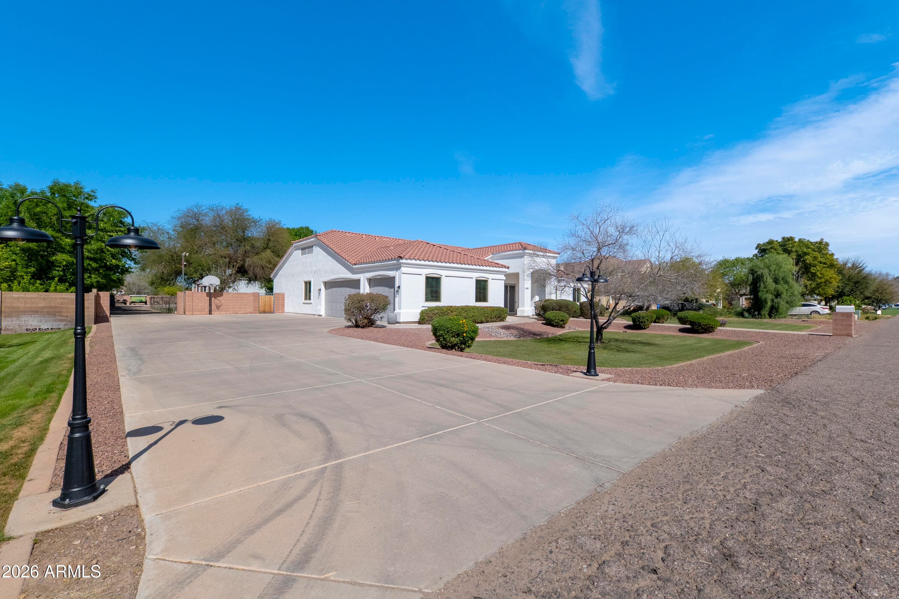 2090 E Melrose St — photo 45