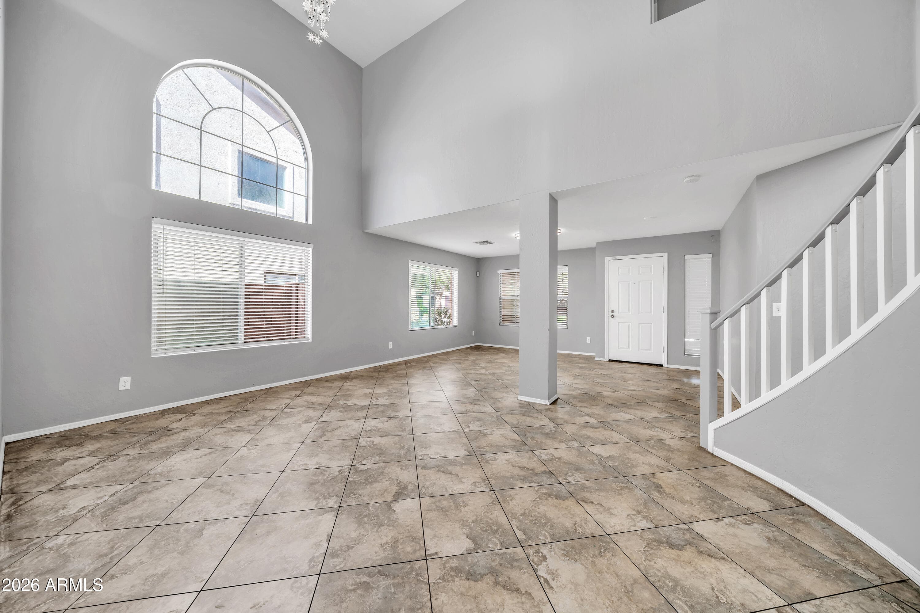 2913 W Fremont Rd — photo 2