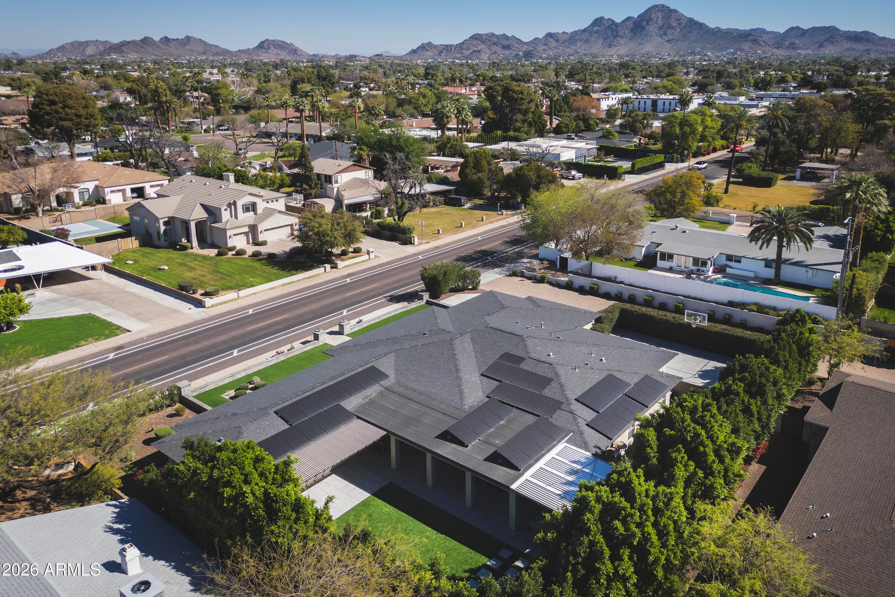 311 E Maryland Ave — photo 58