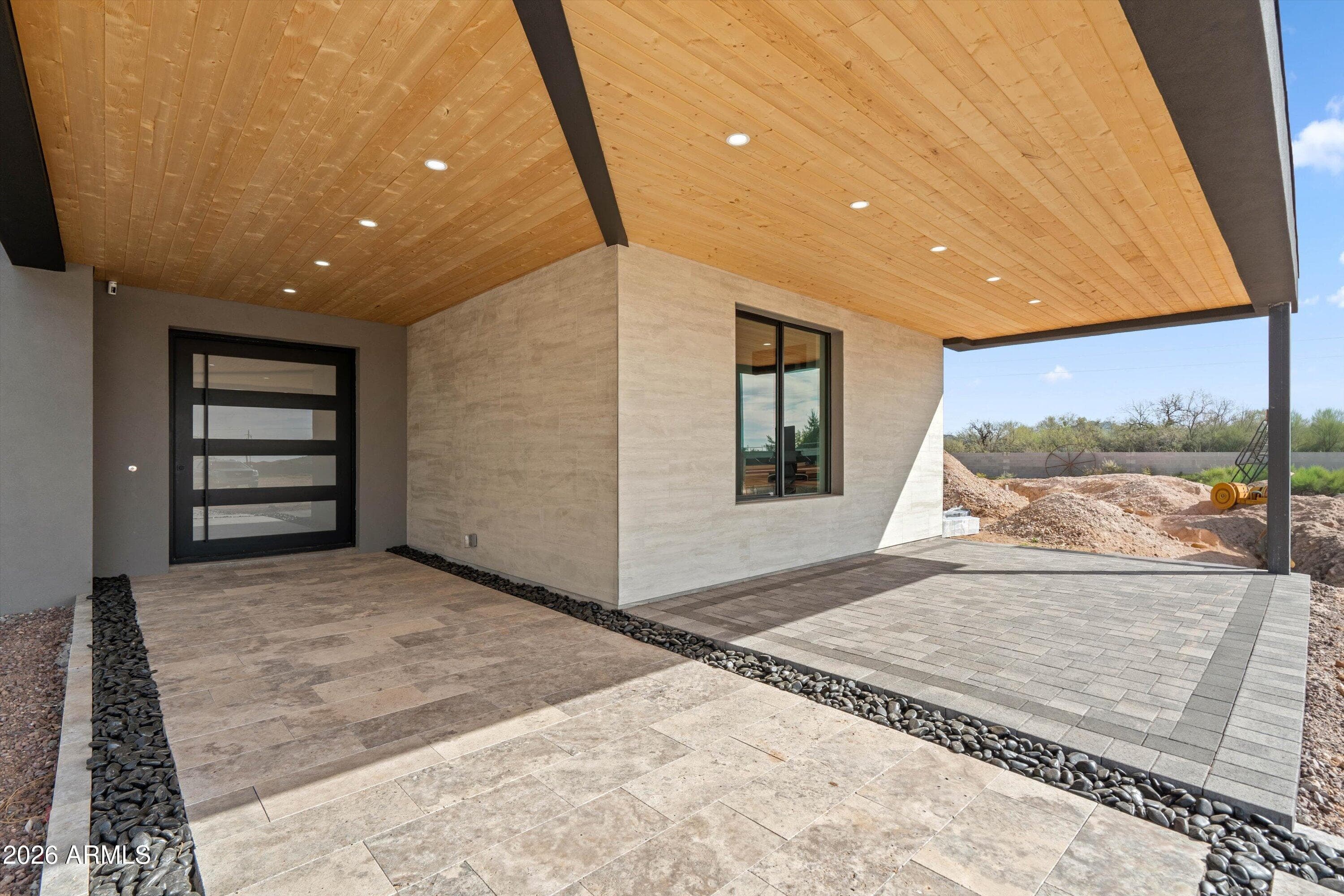 1320 E SAGEBRUSH DR - Photo 5