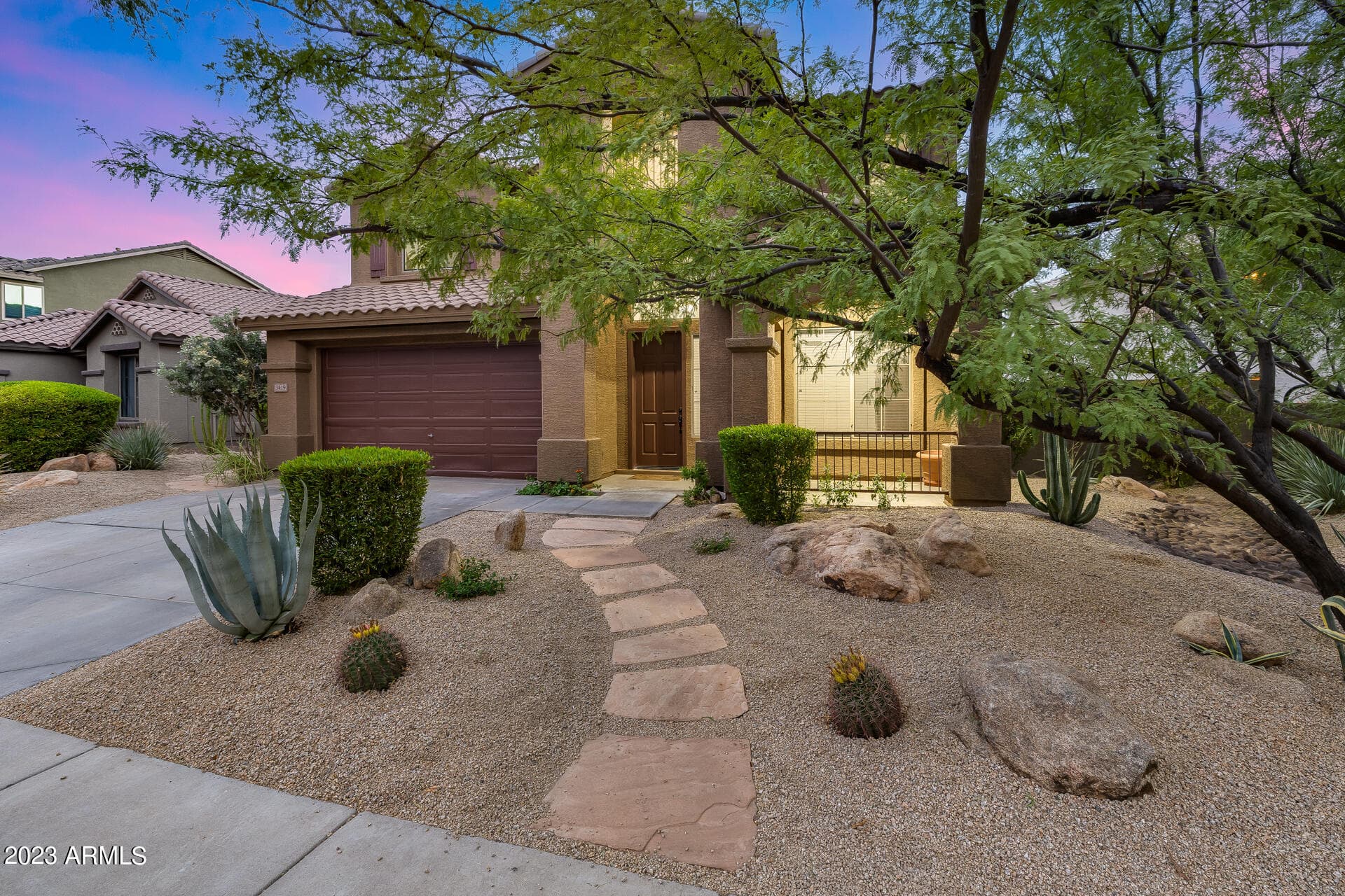 3419 W Thoreau Ln — photo 2
