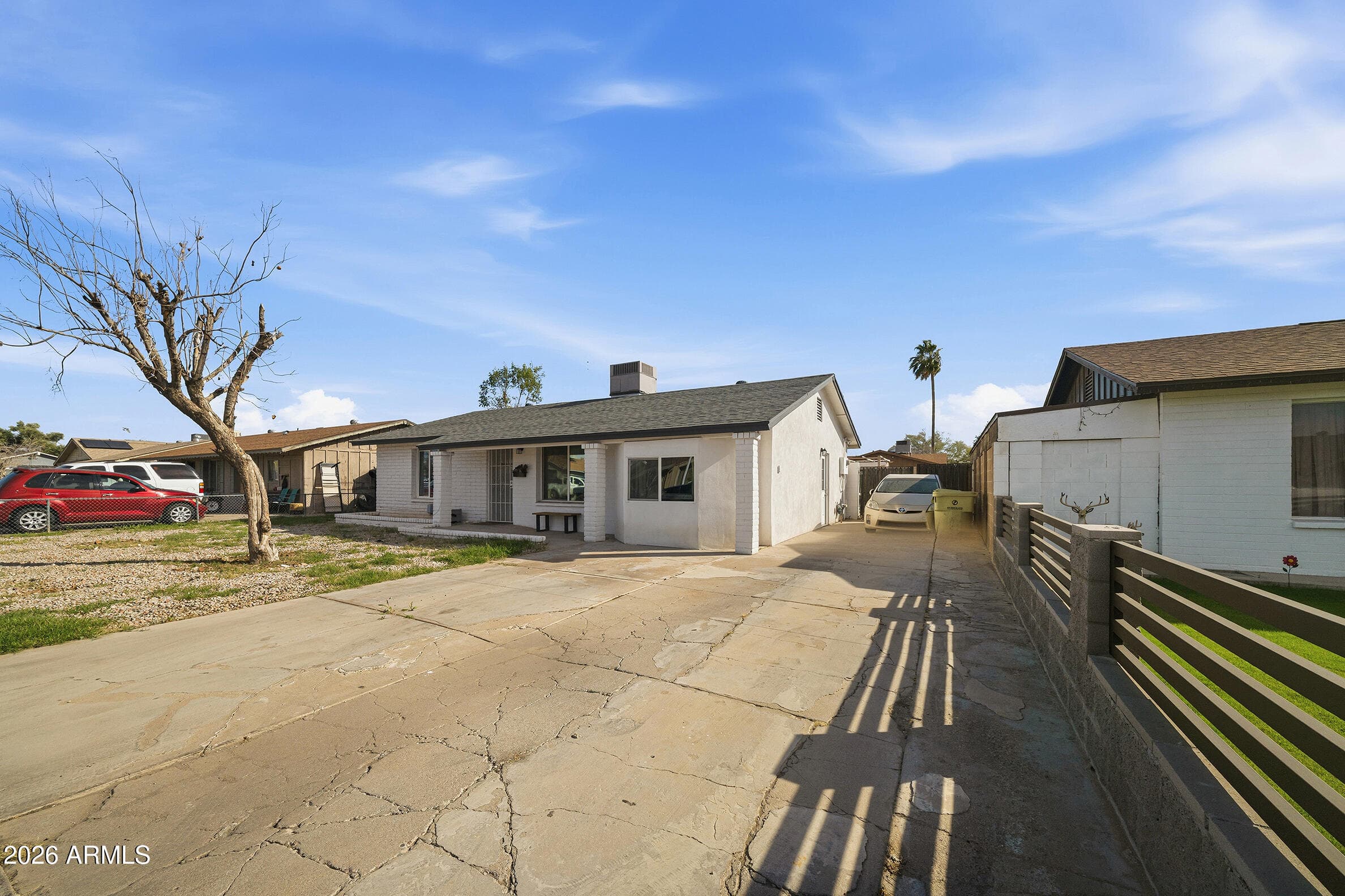 7811 W Oregon Ave — photo 1