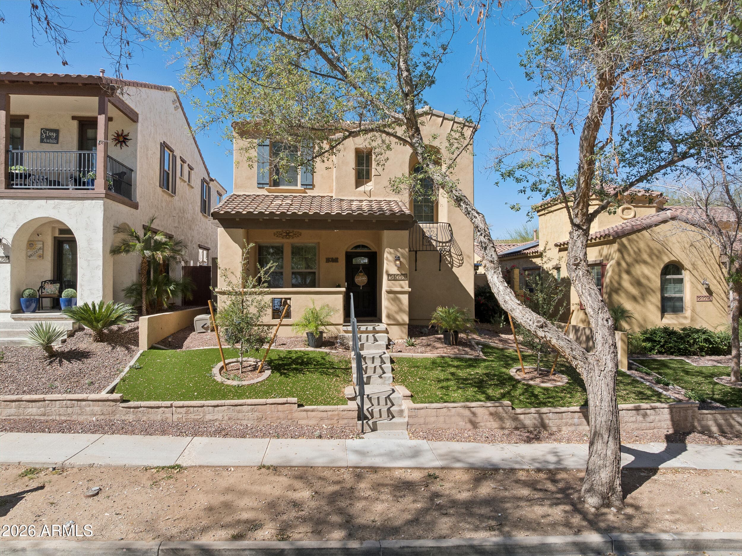 21022 W Edith Way — photo 1