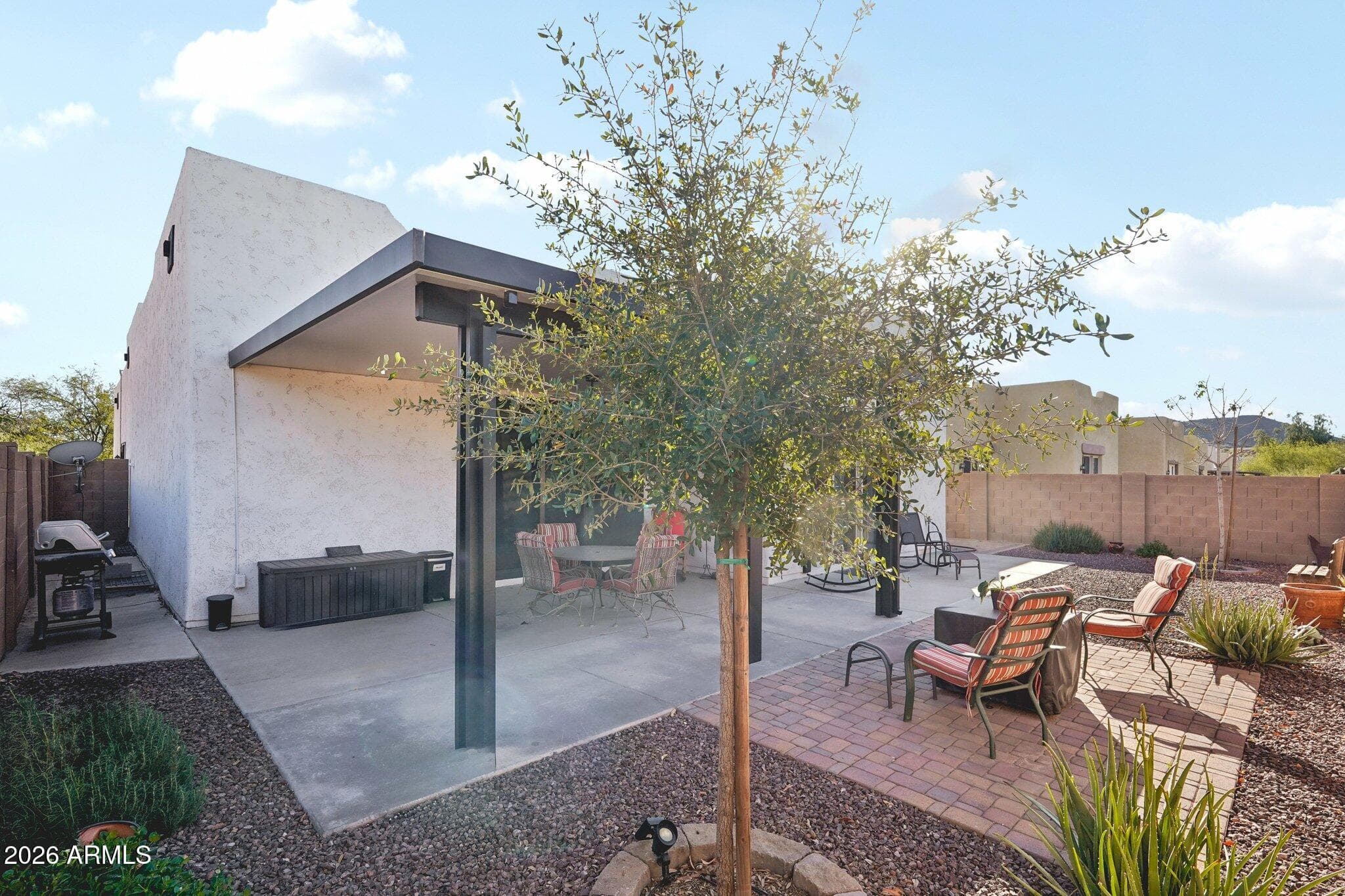 3932 W Salter Dr — photo 1