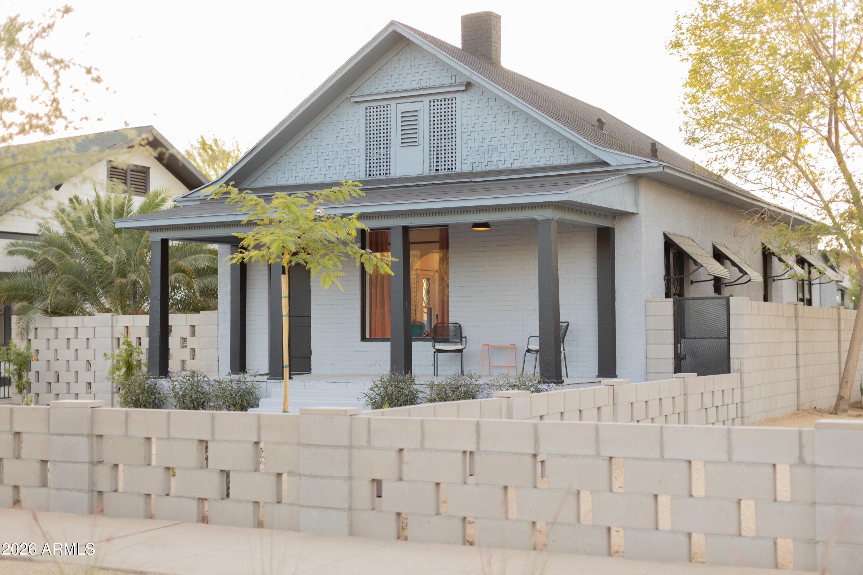 138 N 11th Ave — photo 2
