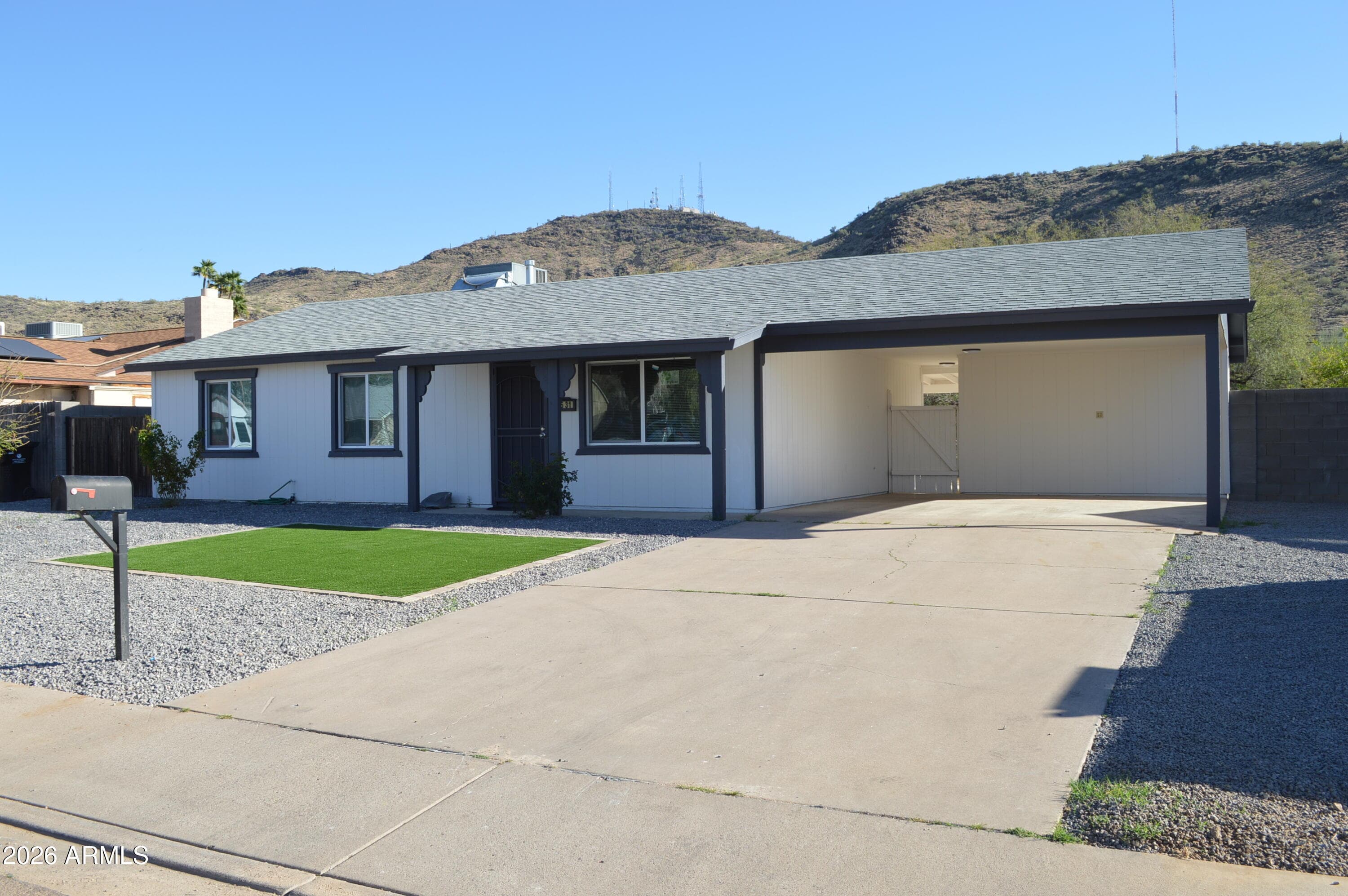 1531 W Wood Dr — photo 1