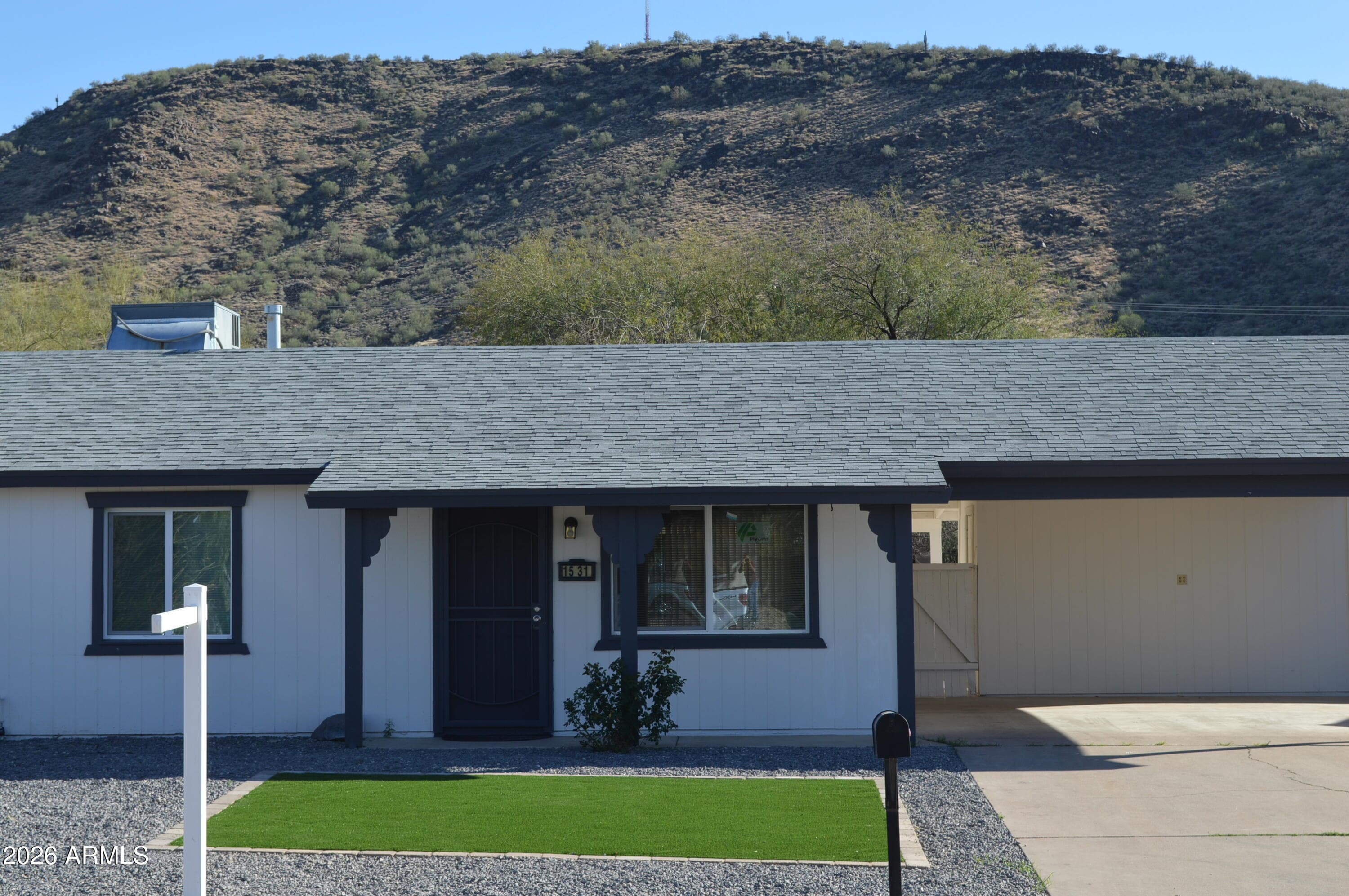 1531 W Wood Dr — photo 2
