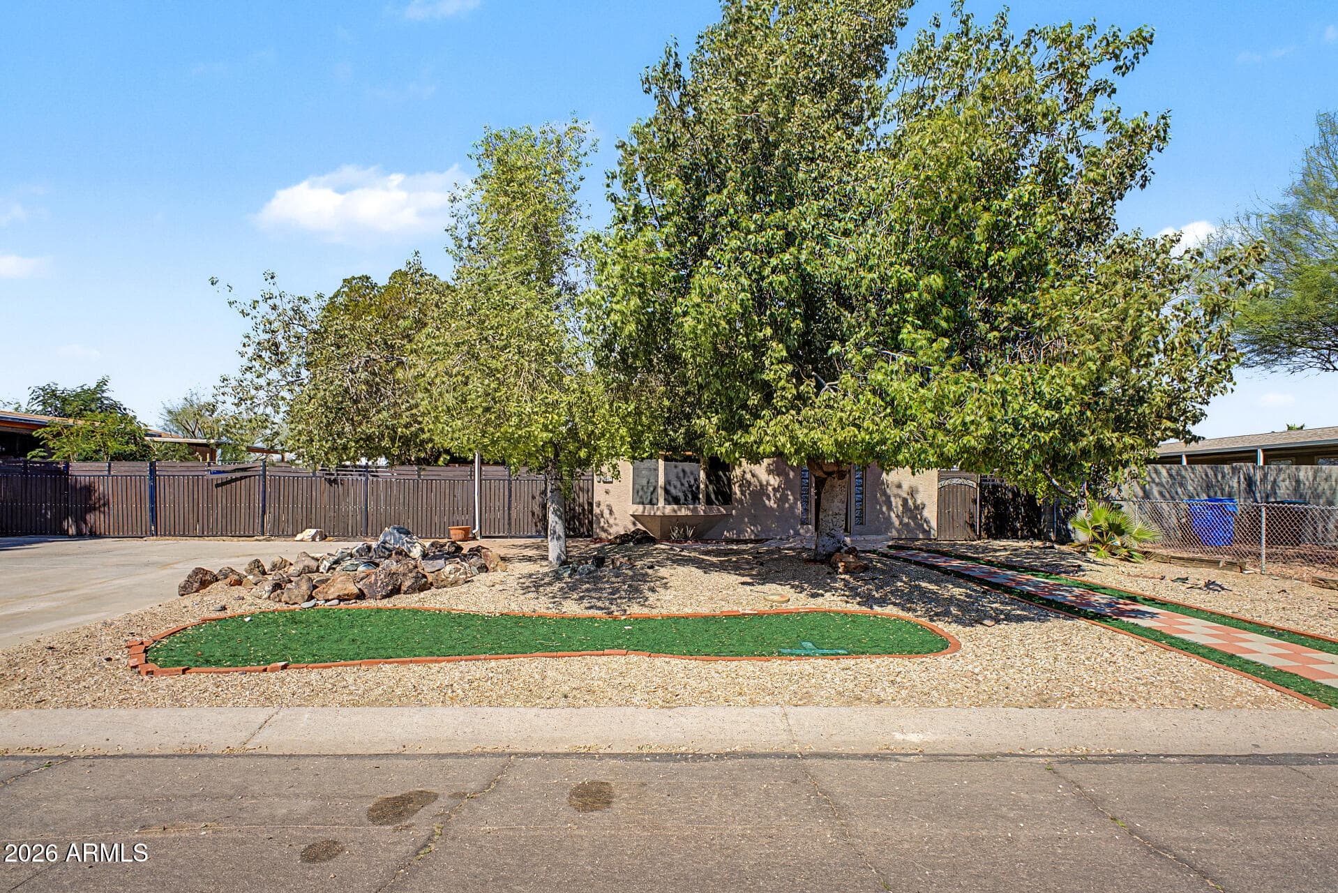 3612 W Lone Cactus Dr — photo 1