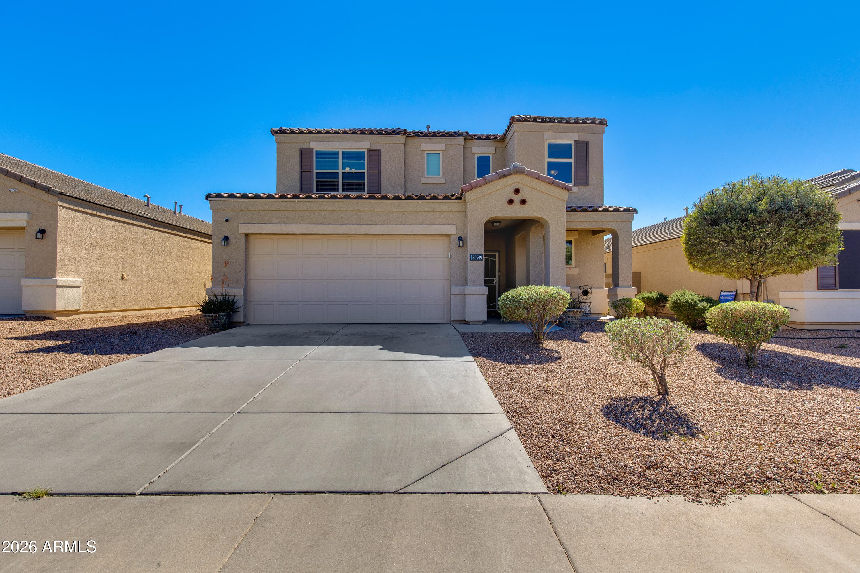 30249 W Catalina Dr — photo 1