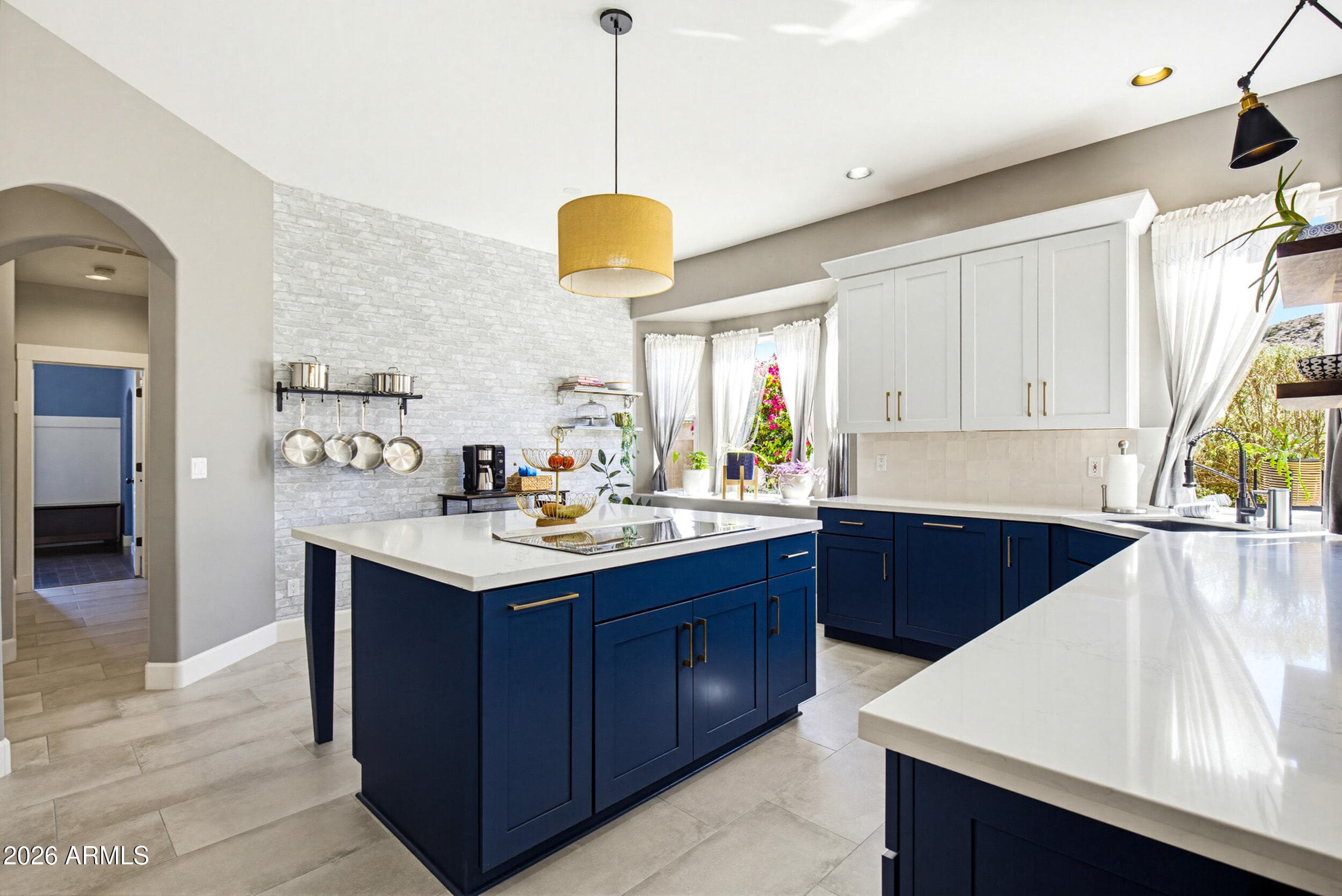 2630 E Silverwood Dr — photo 2