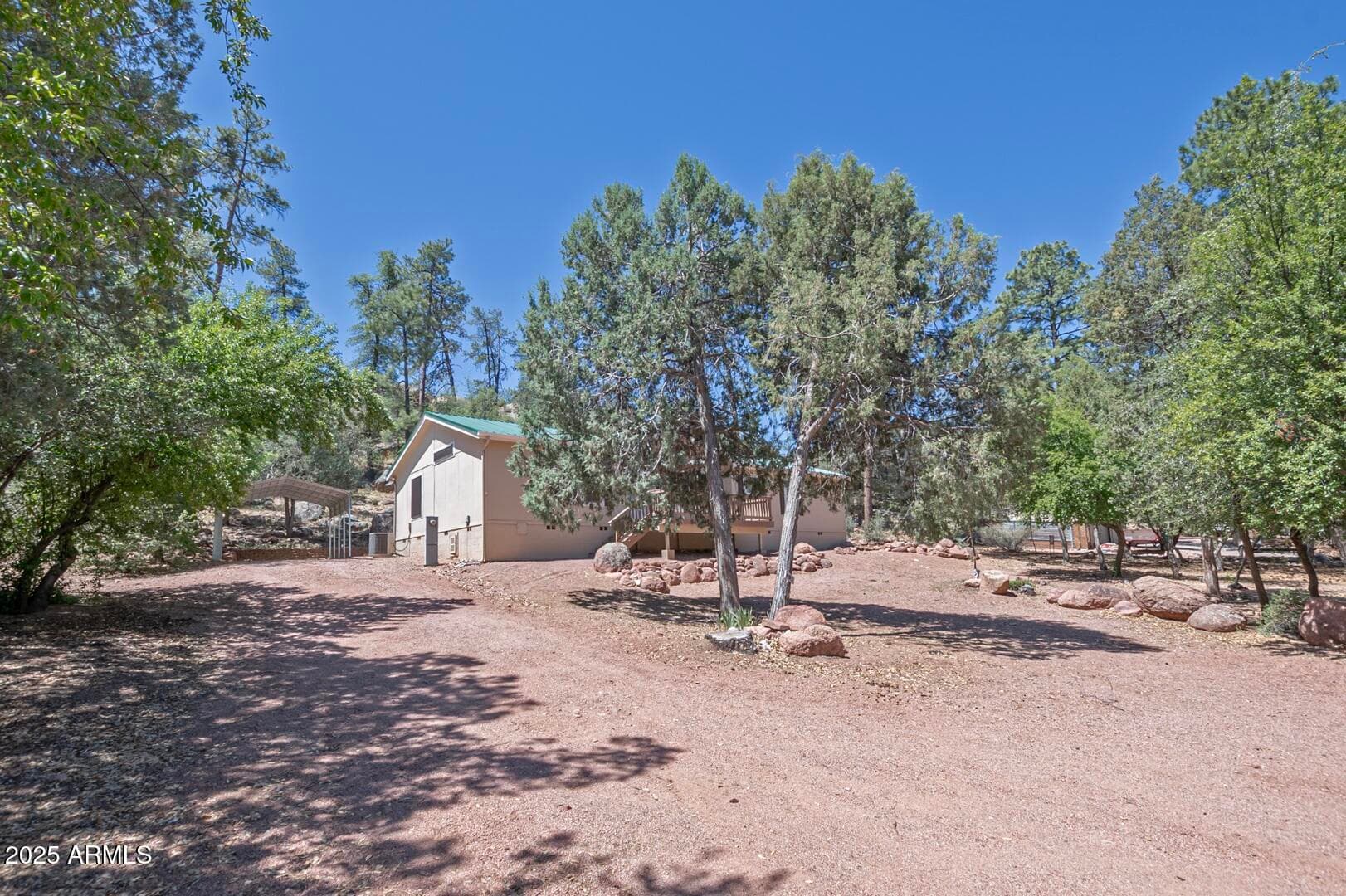405 E Cherry St — photo 47