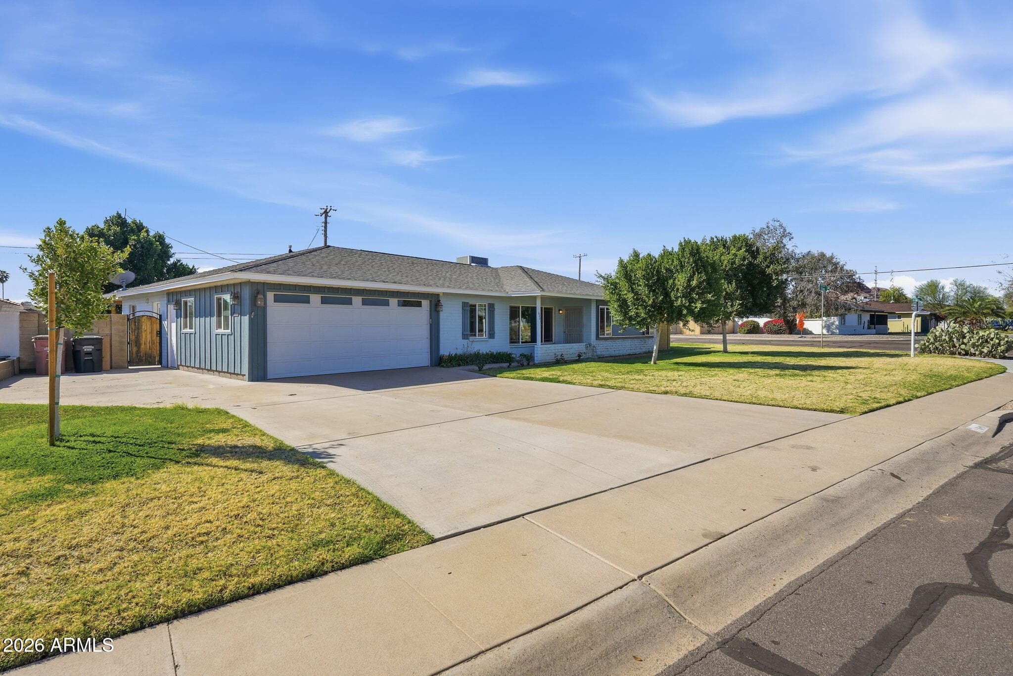 6801 E Palm Ln — photo 2