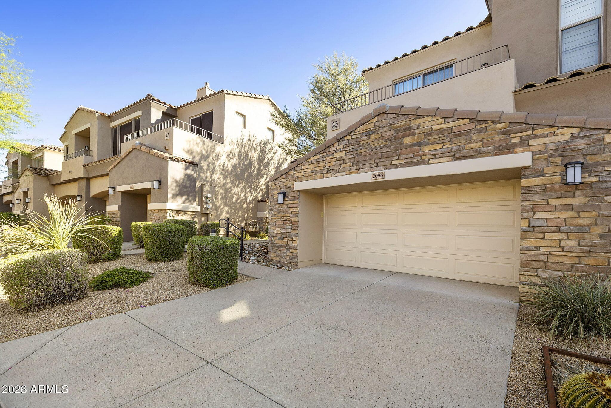 19475 N Grayhawk Dr 2086 — photo 2