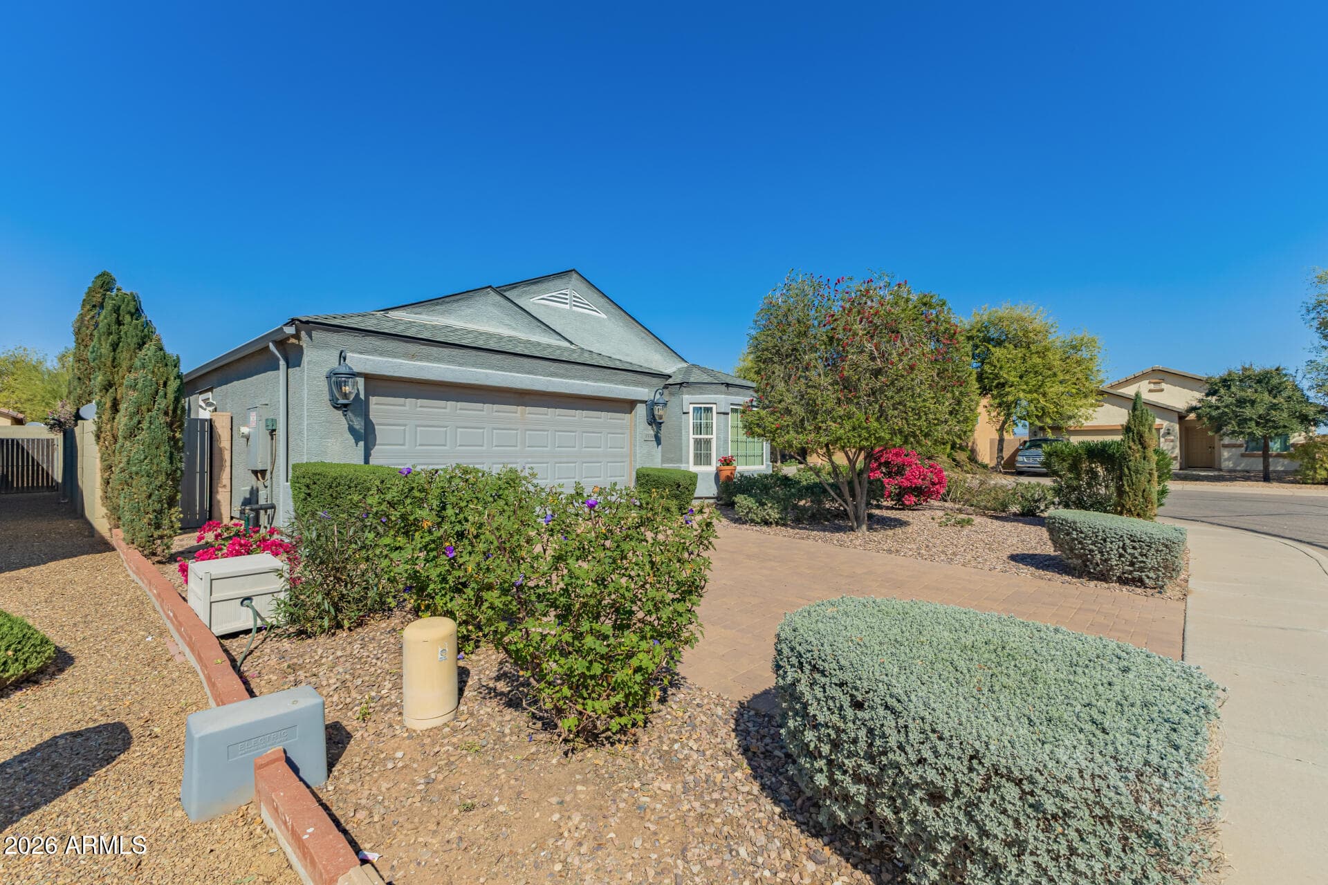 13310 E MARIGOLD LN - Photo 3