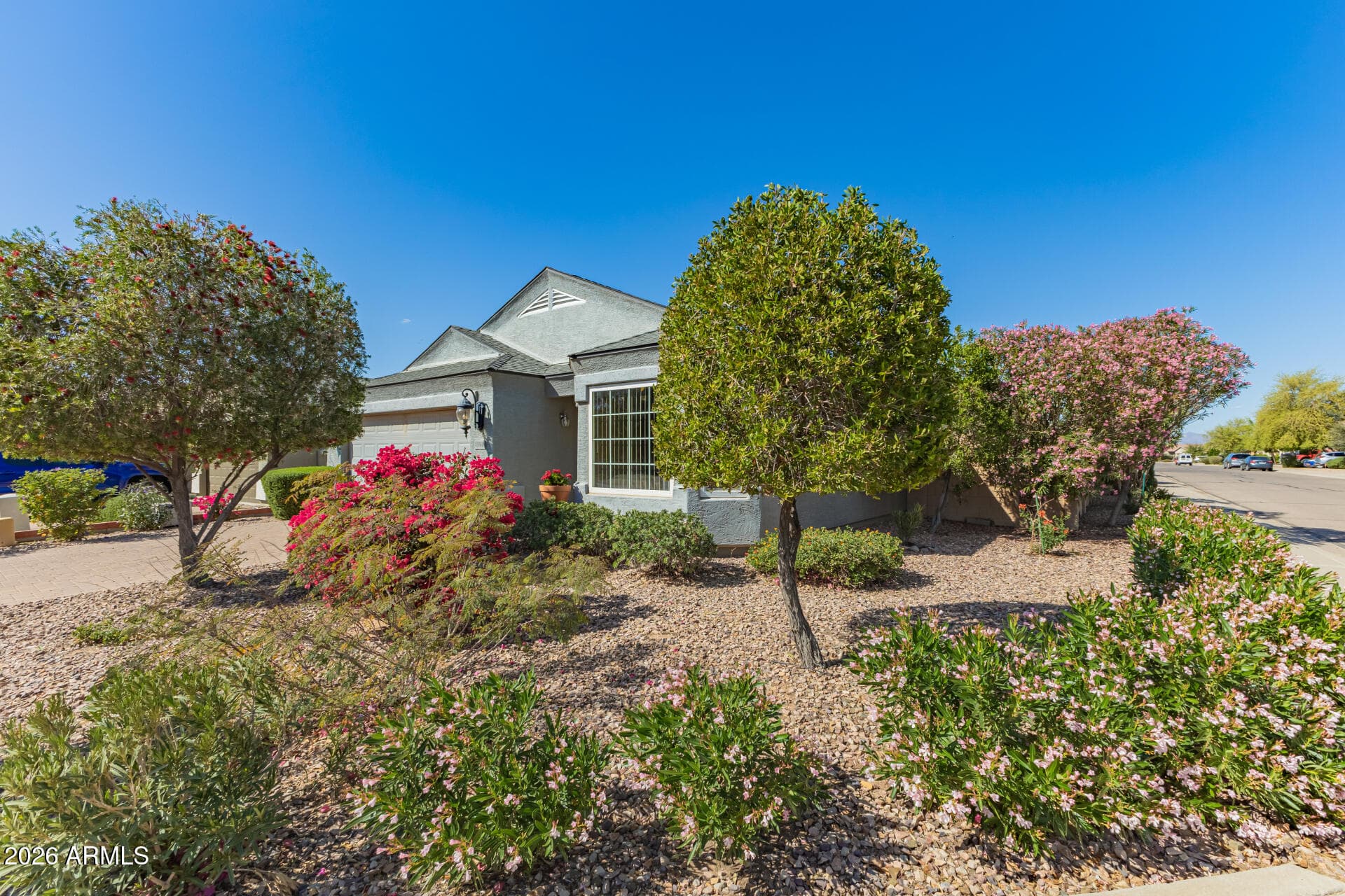 13310 E MARIGOLD LN - Photo 5