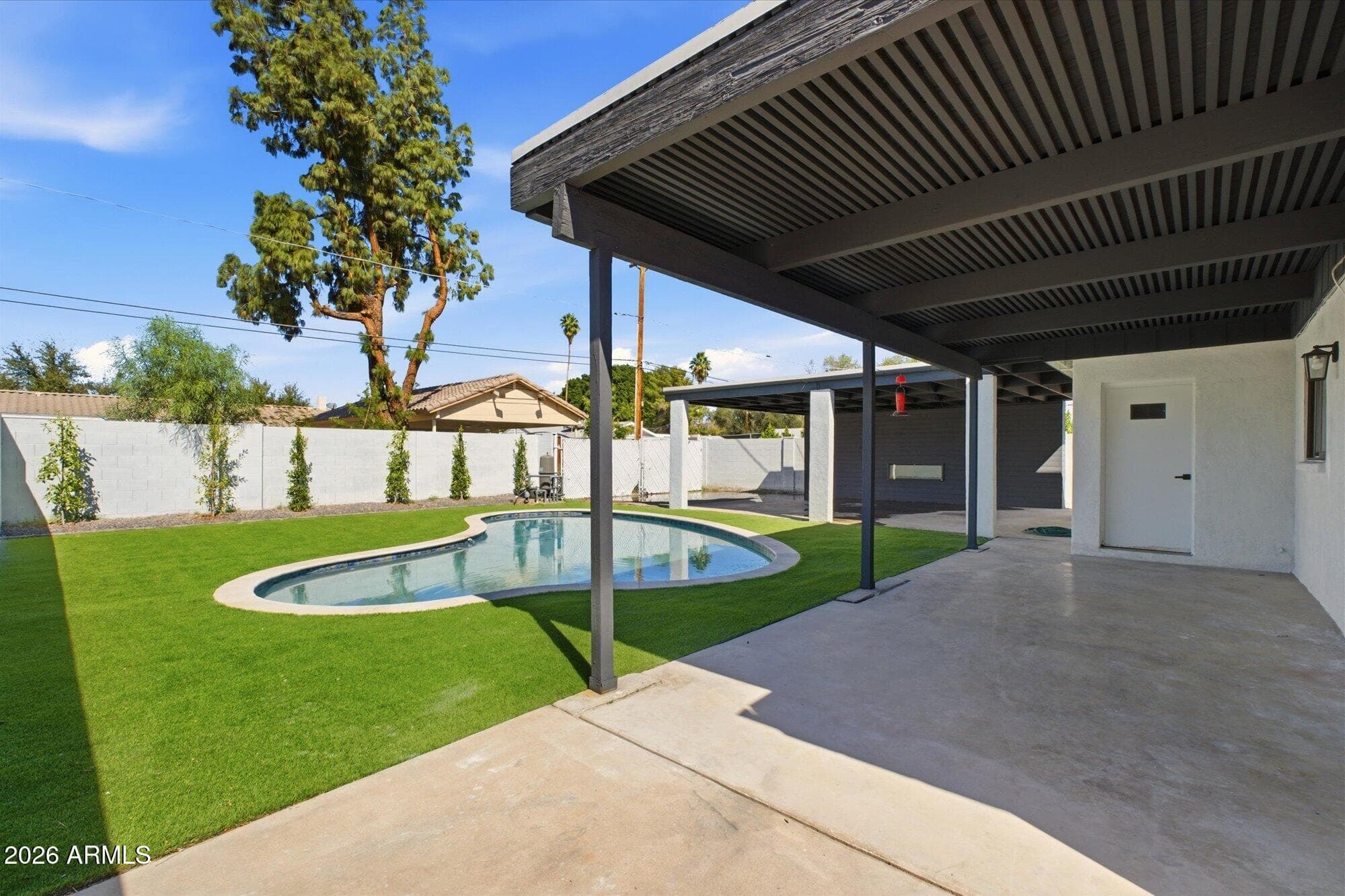 1822 W Highland Ave — photo 26