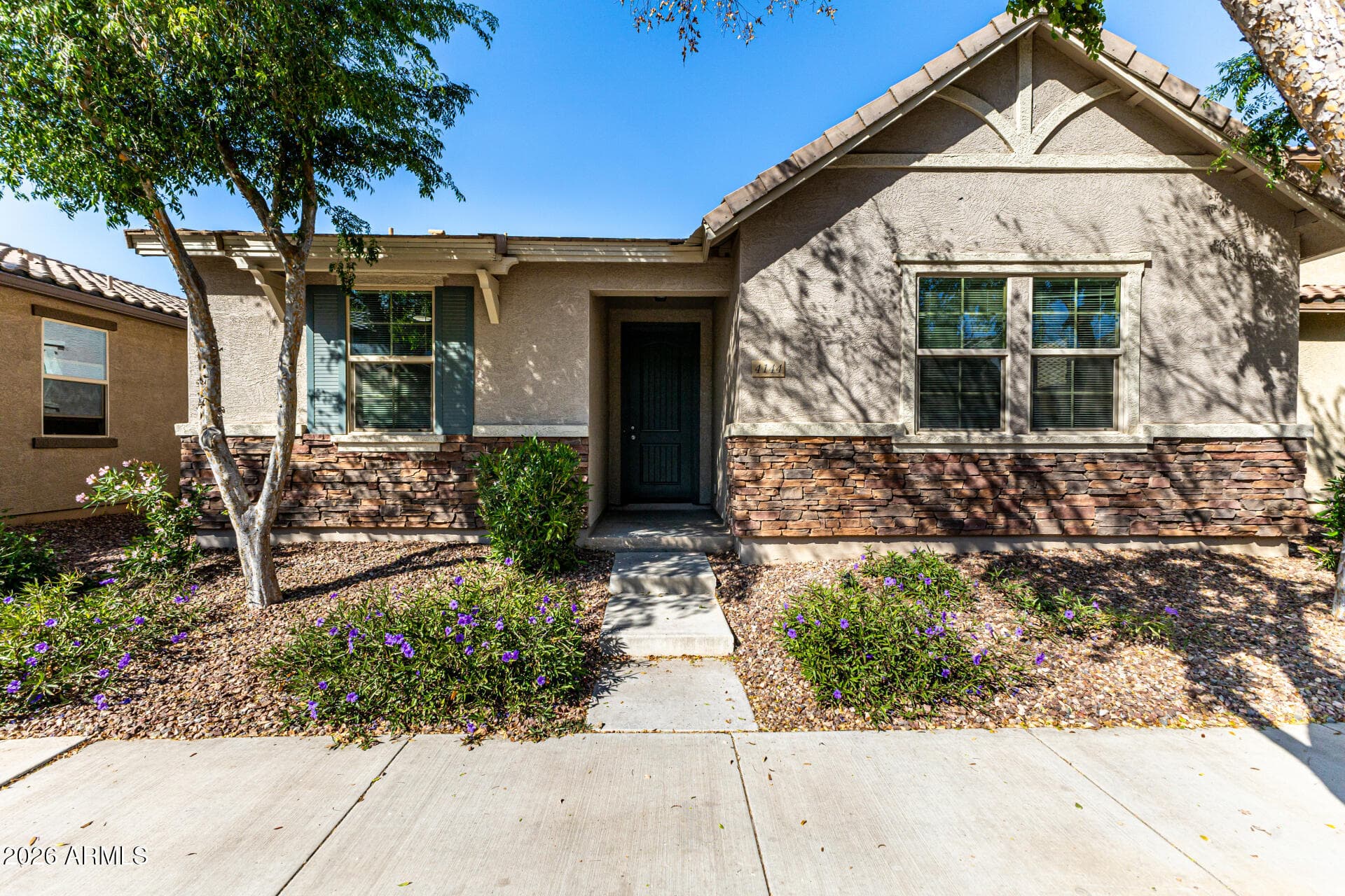 4144 E Devon Dr — photo 1