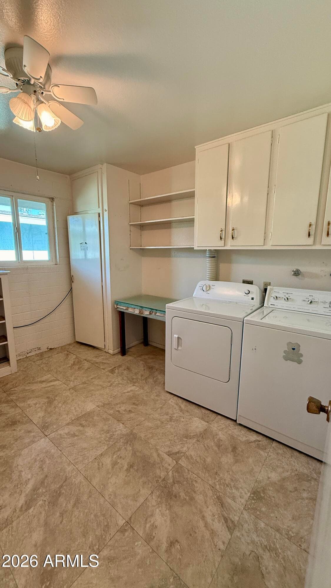 10015 W Mountain View Rd — photo 36