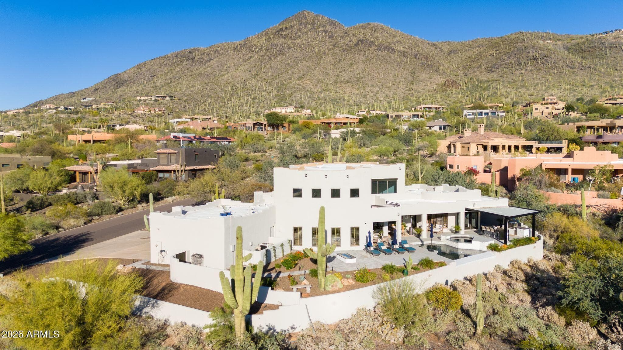 5901 E Restin Rd — photo 2