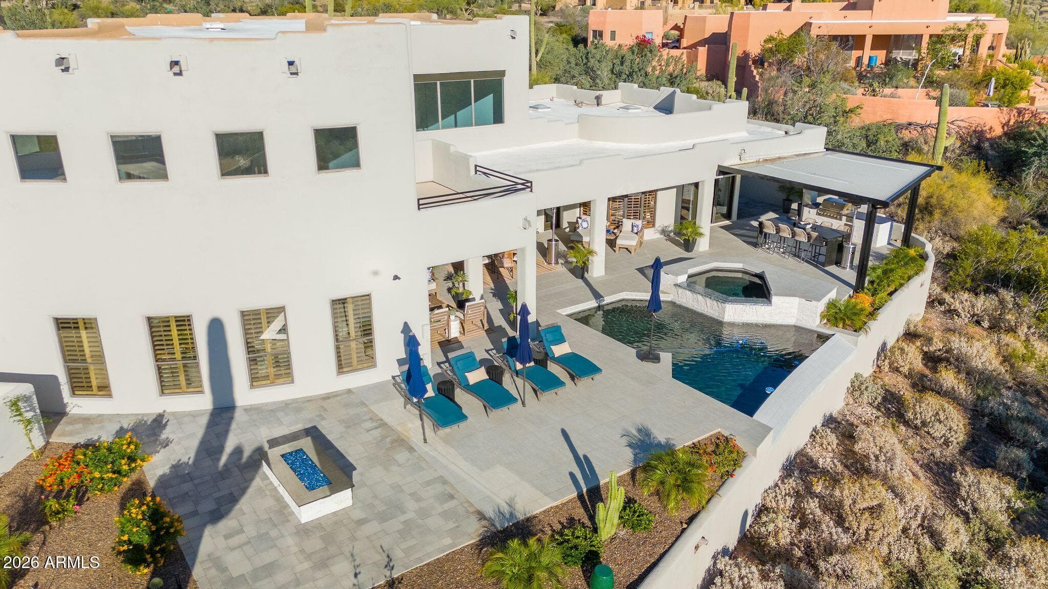 5901 E Restin Rd — photo 1