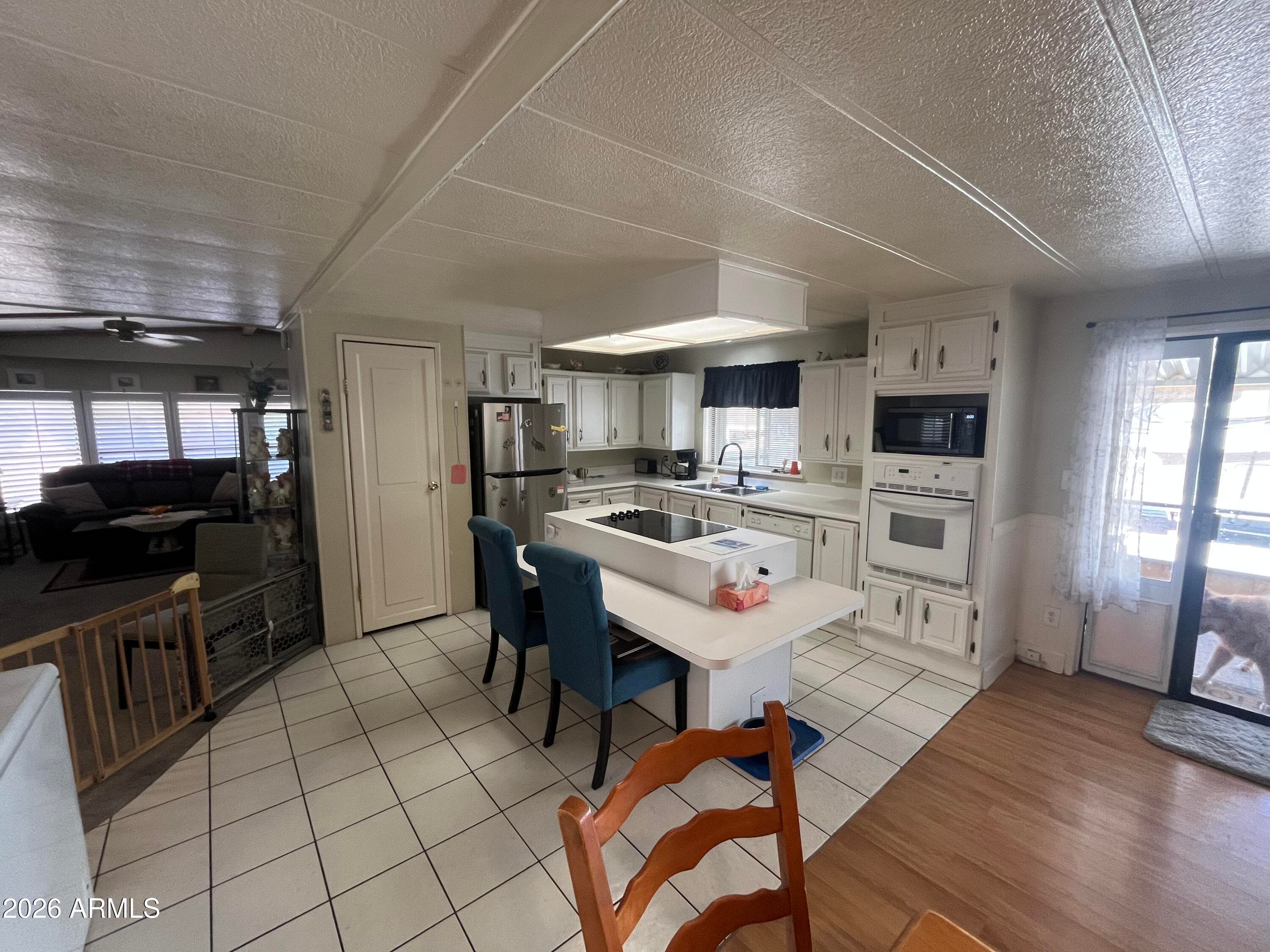 6960 W PEORIA AVE - See more photos