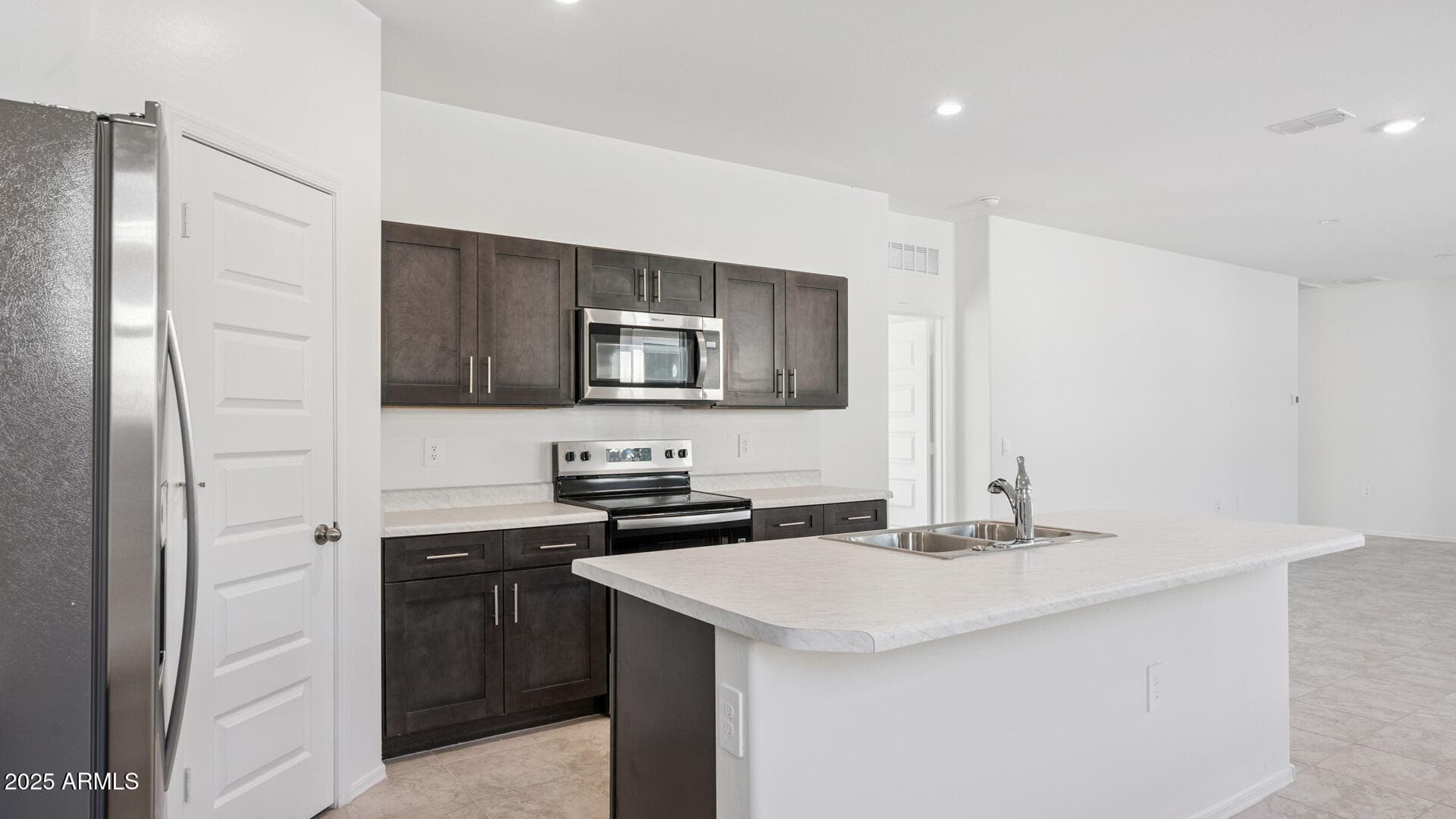 34910 W LUCCA DR - Photo 2