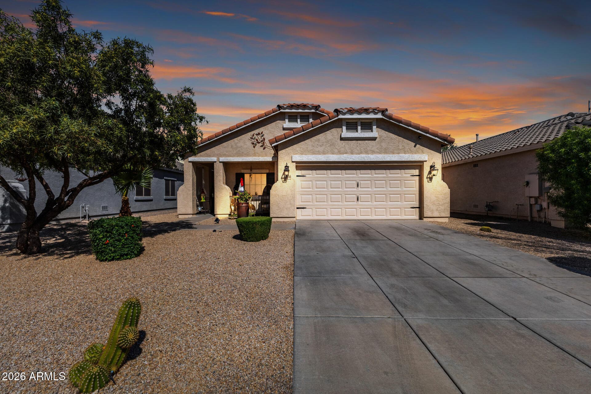 15250 W Shaw Butte Dr — photo 2