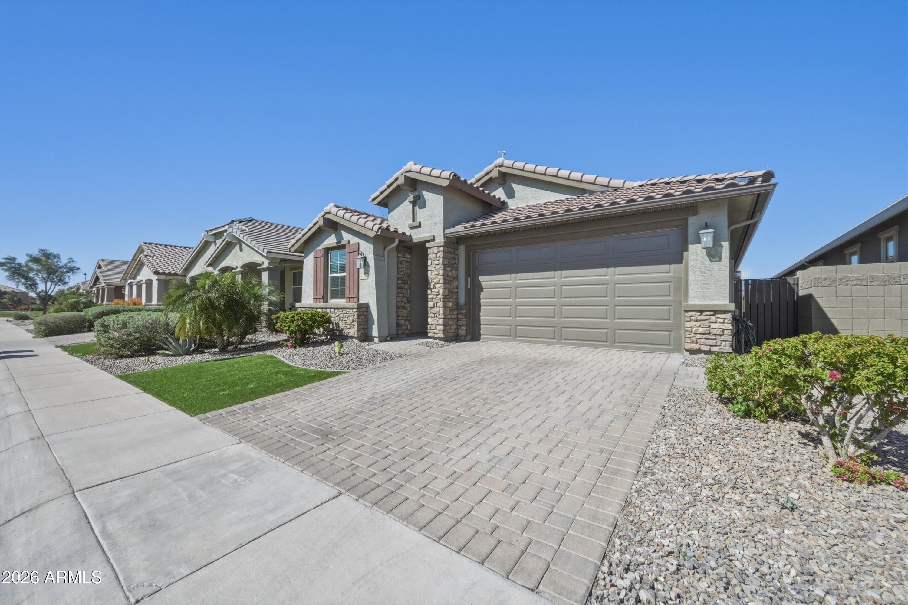 41370 W Somerset Dr — photo 2