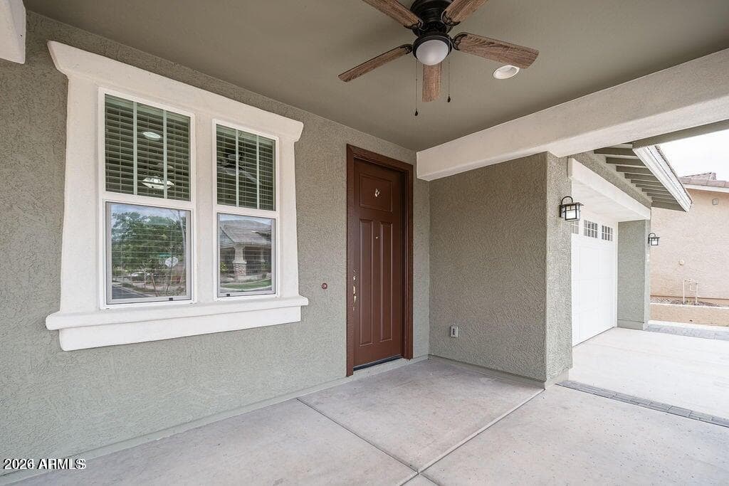 20849 W Glen St — photo 2