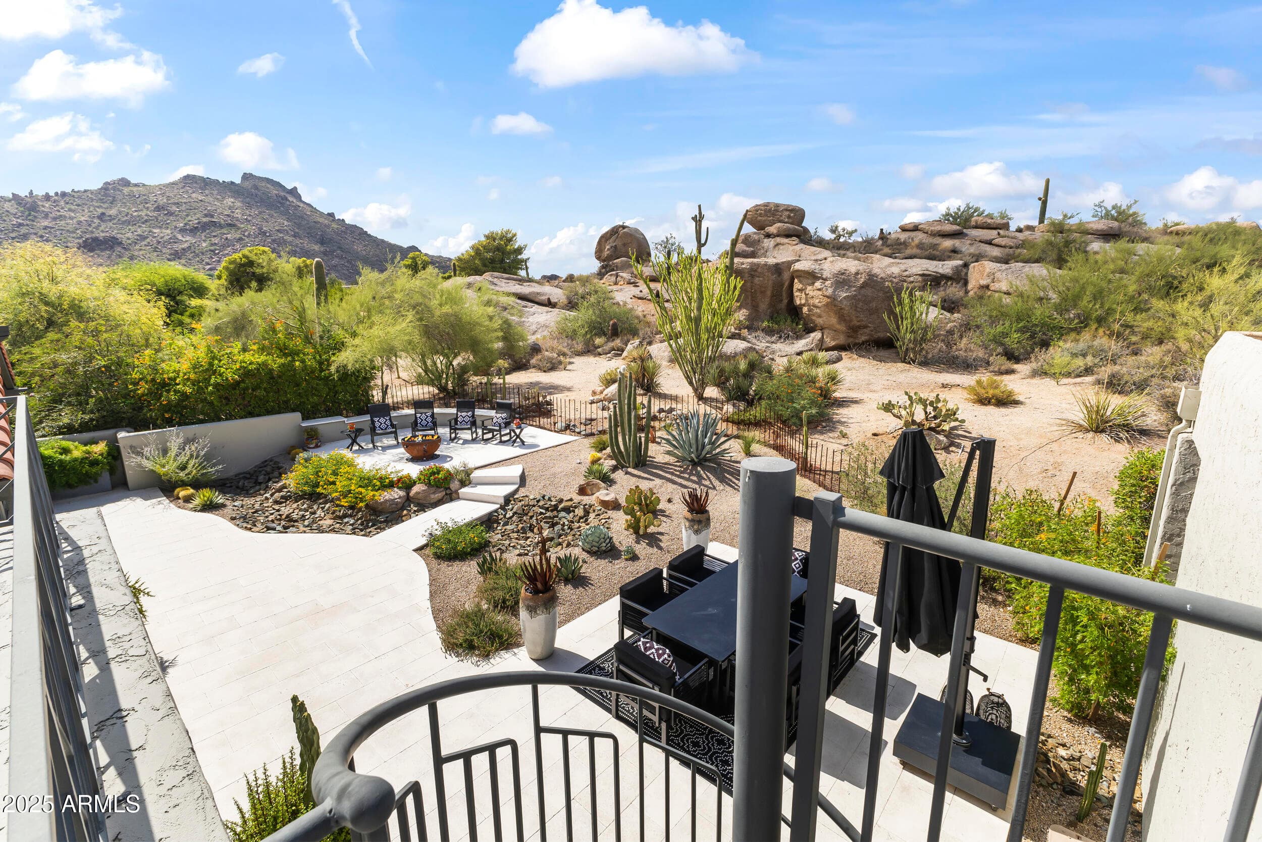1018 N Boulder Dr — photo 2