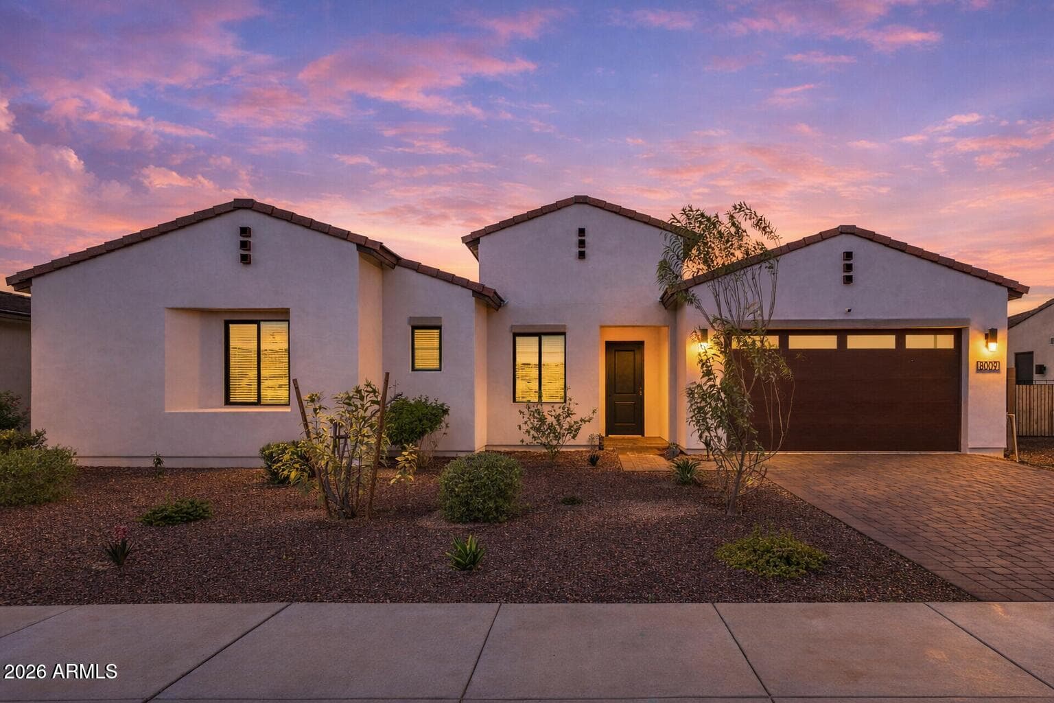 8009 W Northview Ave — photo 1