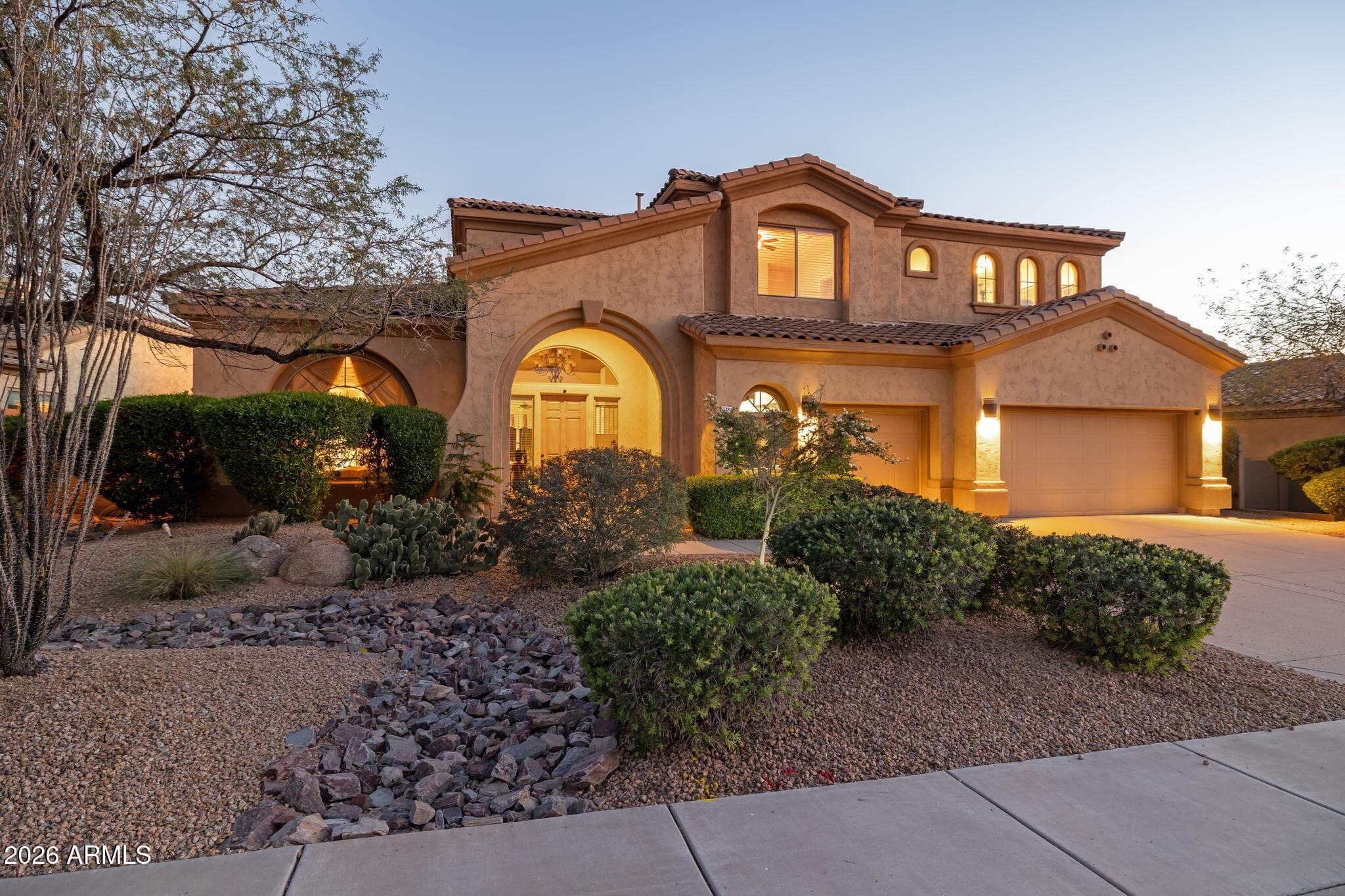 7387 E Cliff Rose Trail — photo 1