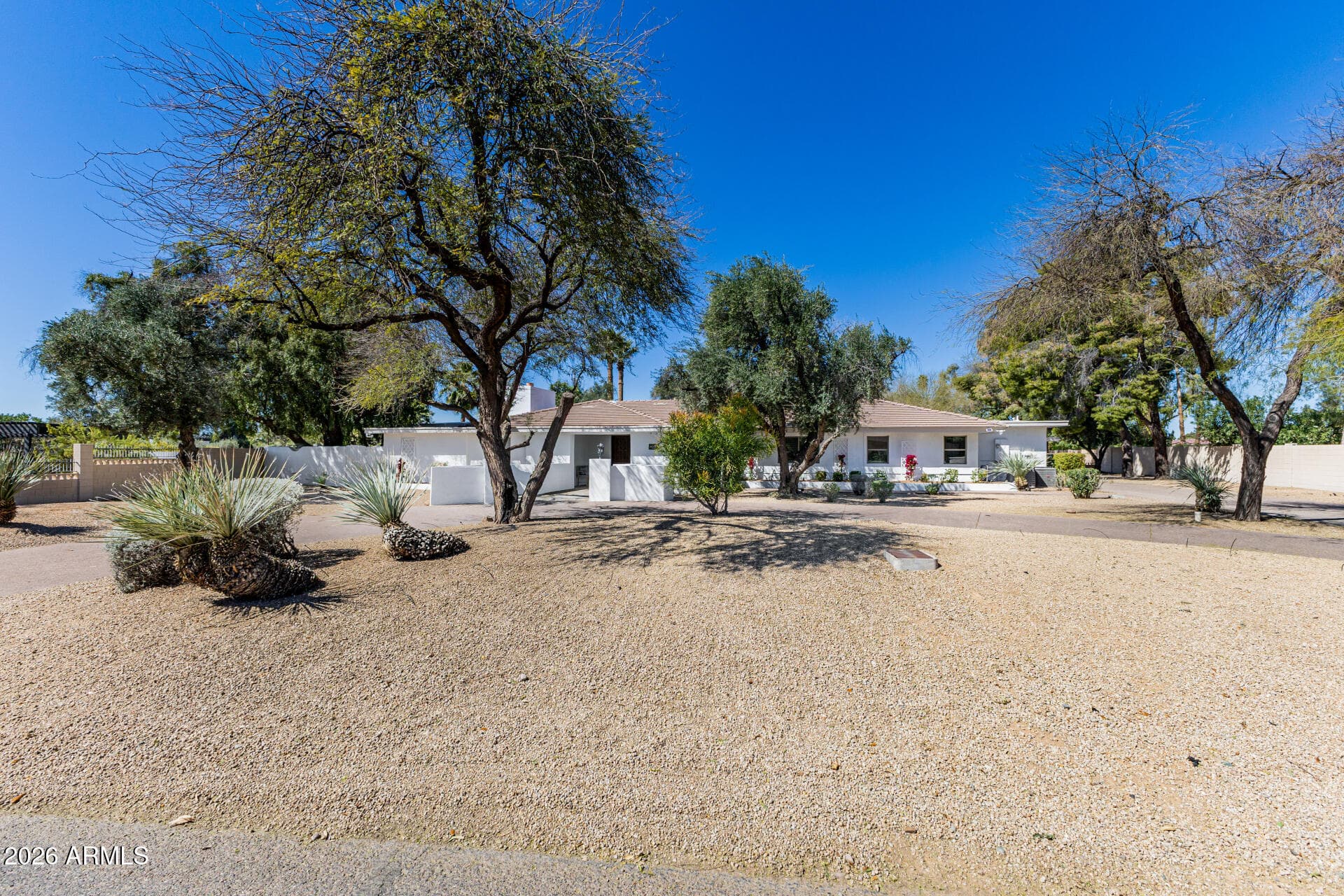11832 N Oakhurst Way — photo 1