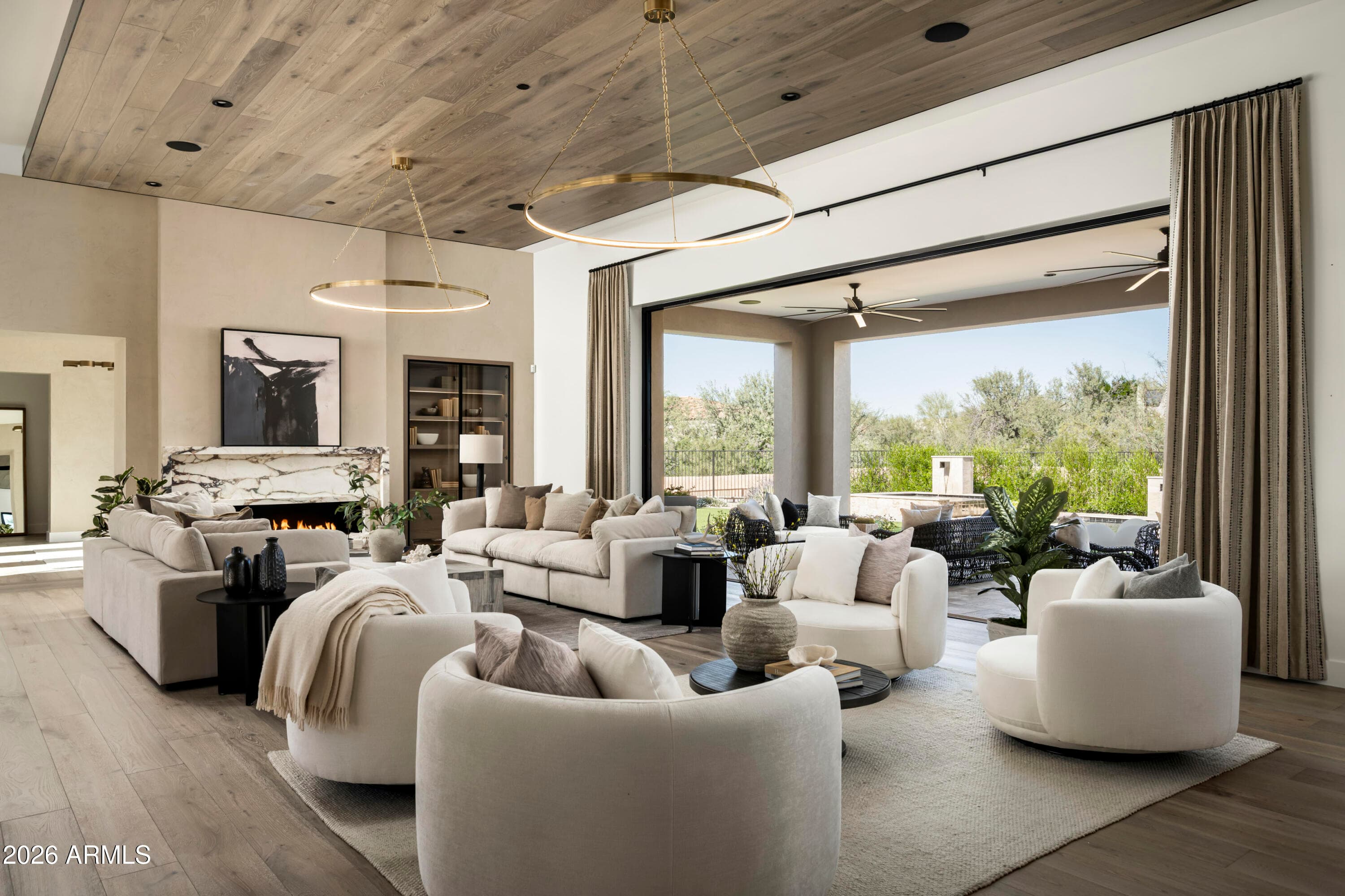 8386 E Leaning Rock Rd — photo 2