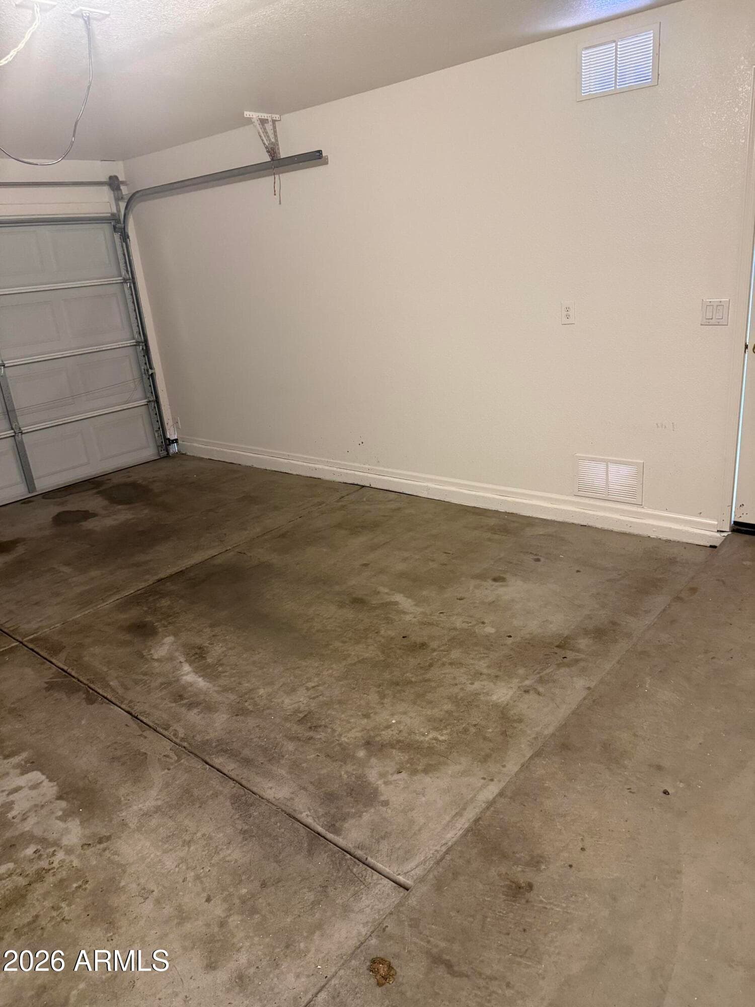 16668 W Belleview St — photo 35