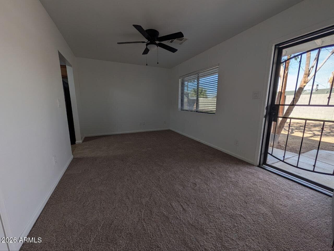 9602 N 18th Ave — photo 2
