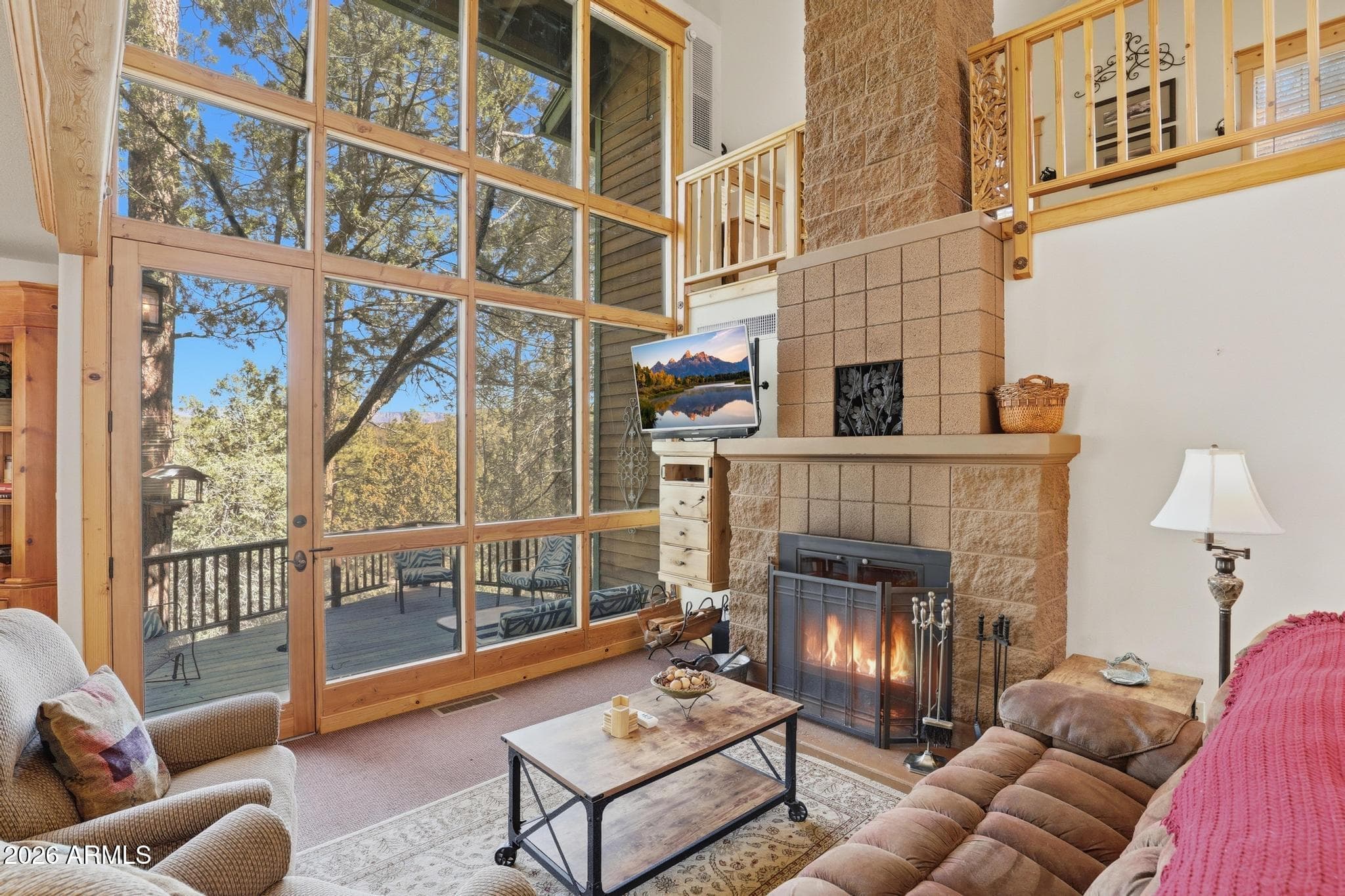 437 W Elusive Dr — photo 2