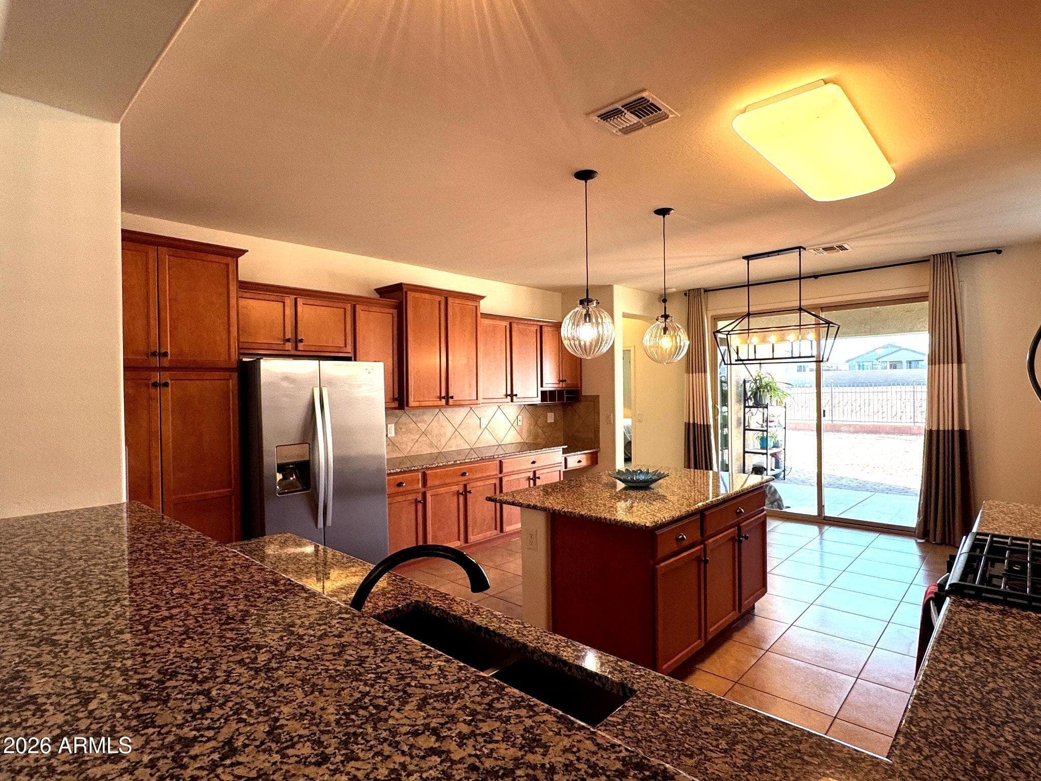 7031 W Alicia Dr — photo 2