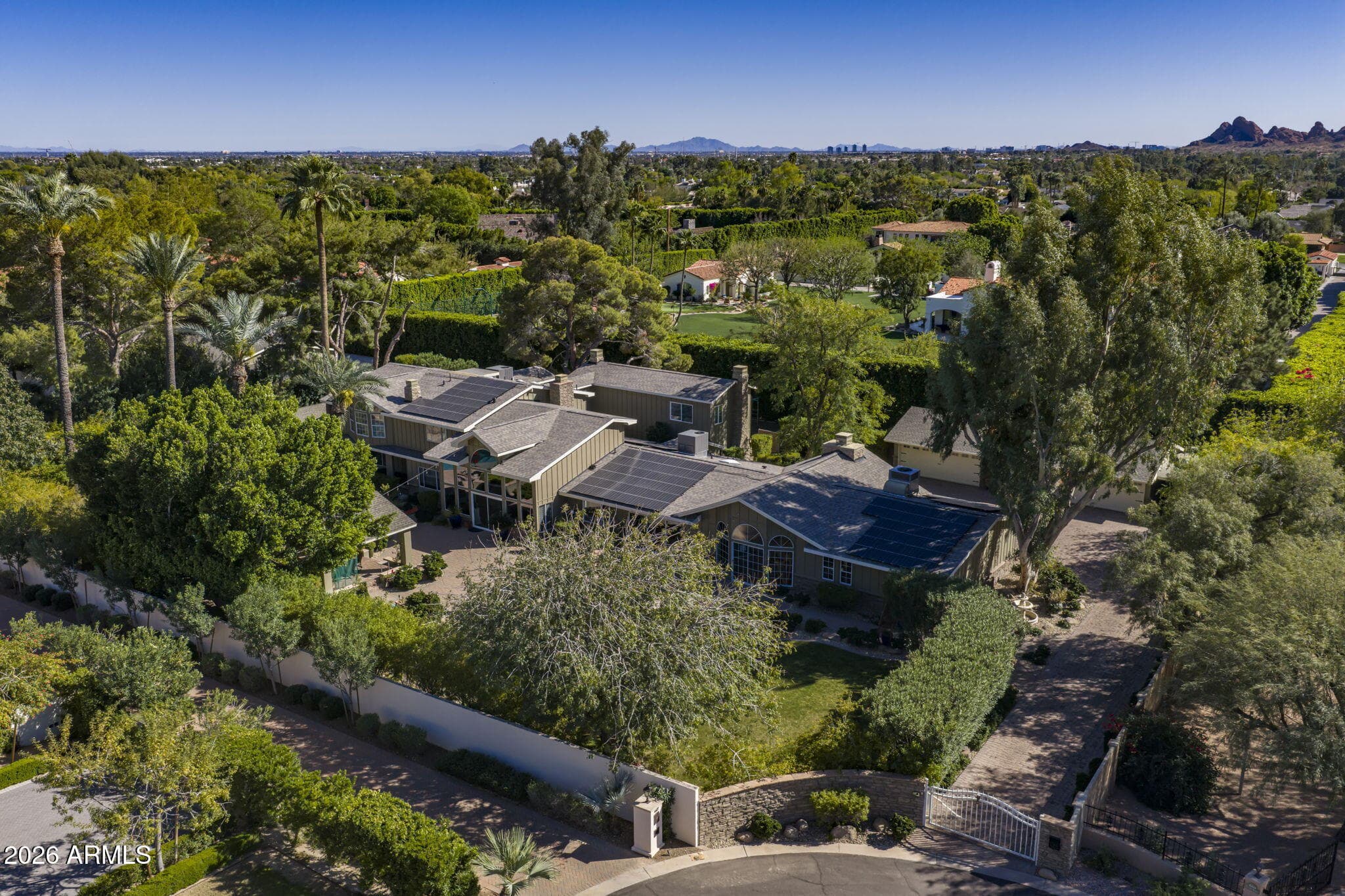 4413 N Camino Allenada -- — photo 1