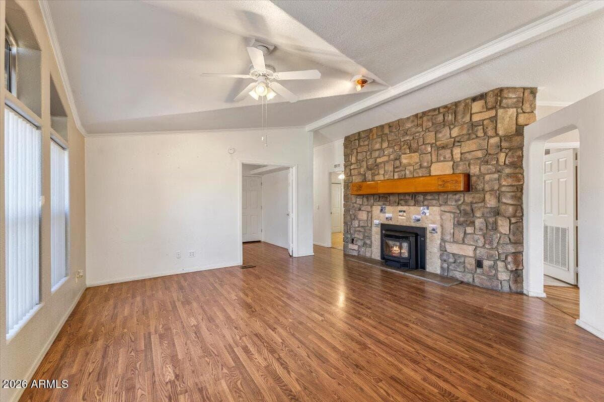 904 W DRIFTWOOD DR - See more photos